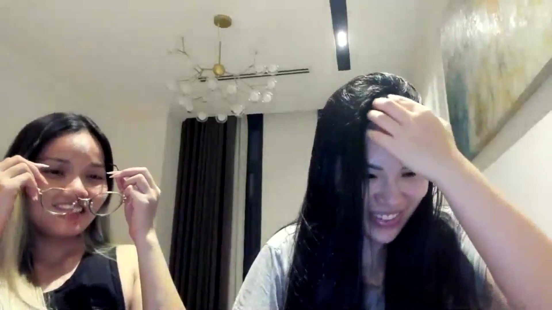 Gallery image thumbnail from DumplingHyuga's myfreecams stream on, 05/06/2024, 12:58 image 7 of 20