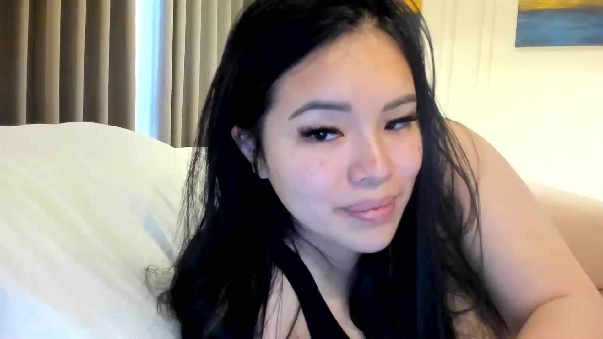 Gallery image thumbnail from DumplingHyuga's myfreecams stream on, 05/09/2024, 04:55 image 17 of 20