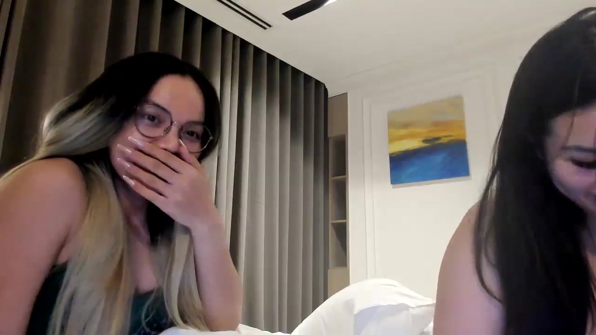 Gallery image thumbnail from DumplingHyuga's myfreecams stream on, 05/11/2024, 09:18 image 7 of 20
