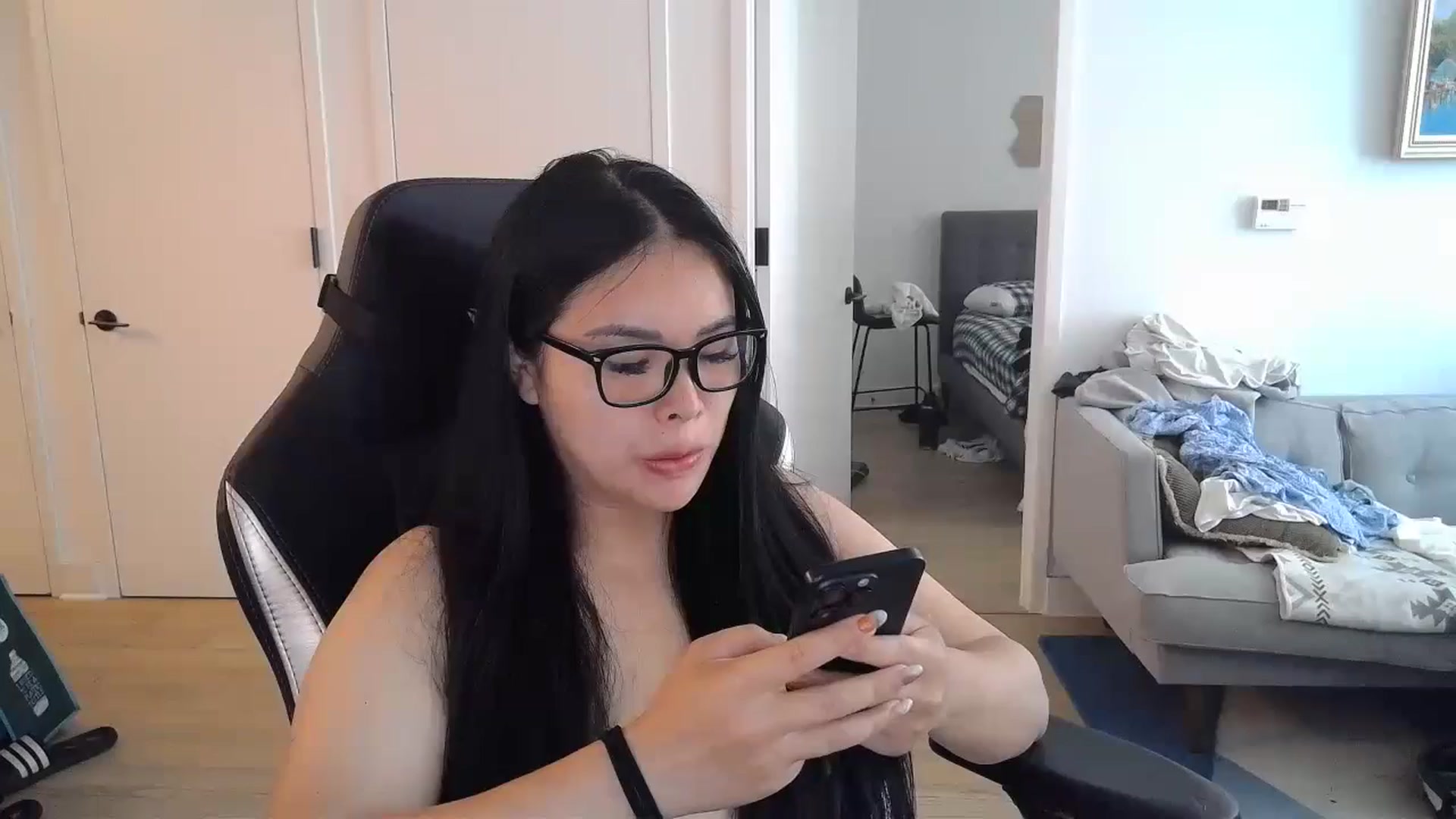 Gallery image thumbnail from DumplingHyuga's myfreecams stream on, 07/01/2024, 18:09 image 19 of 20