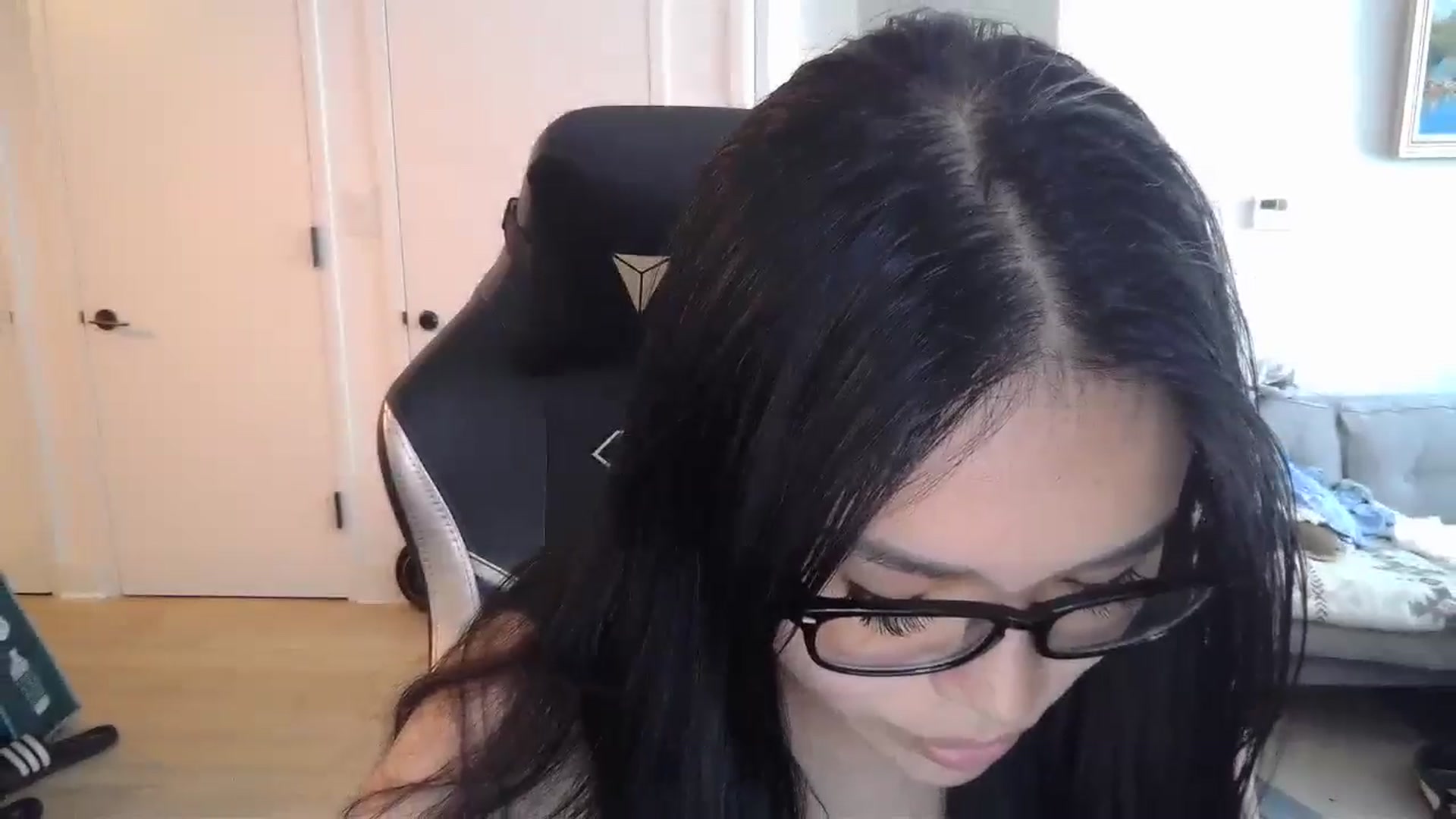 Gallery image thumbnail from DumplingHyuga's myfreecams stream on, 07/01/2024, 18:09 image 6 of 20