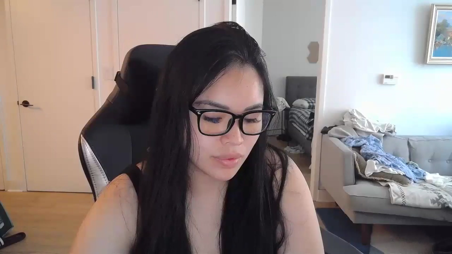 Gallery image thumbnail from DumplingHyuga's myfreecams stream on, 07/01/2024, 19:00 image 18 of 20