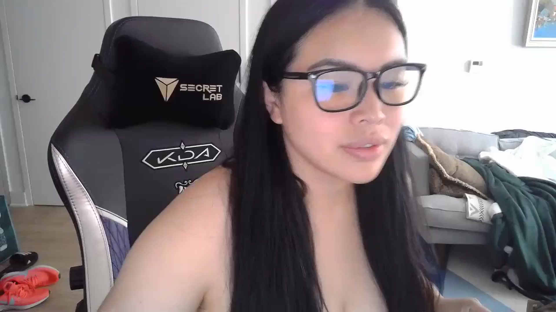 Gallery image thumbnail from DumplingHyuga's myfreecams stream on, 07/02/2024, 19:14 image 8 of 20