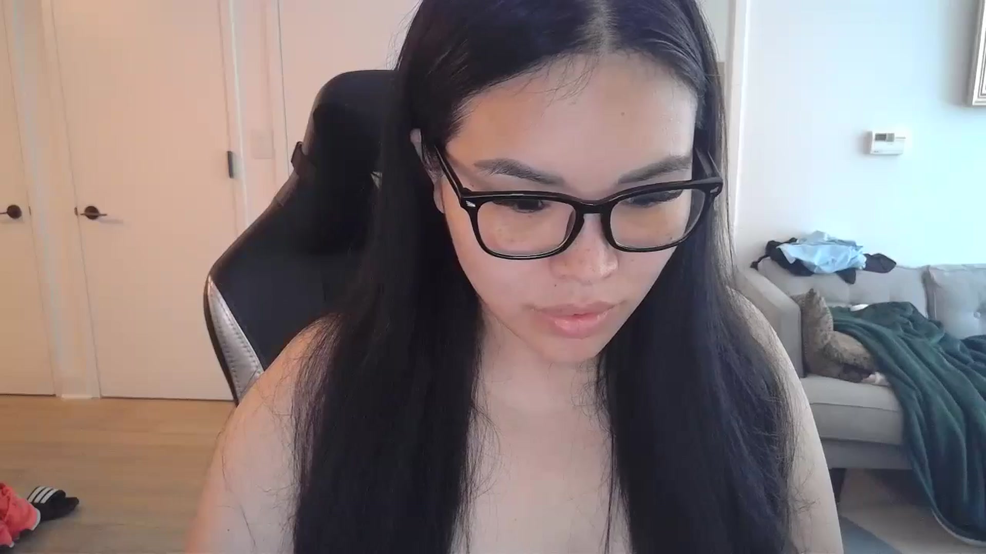 Gallery image thumbnail from DumplingHyuga's myfreecams stream on, 07/08/2024, 15:49 image 9 of 20