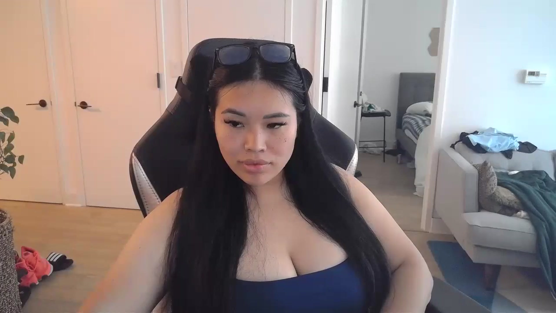 Gallery image thumbnail from DumplingHyuga's myfreecams stream on, 07/08/2024, 17:49 image 4 of 20