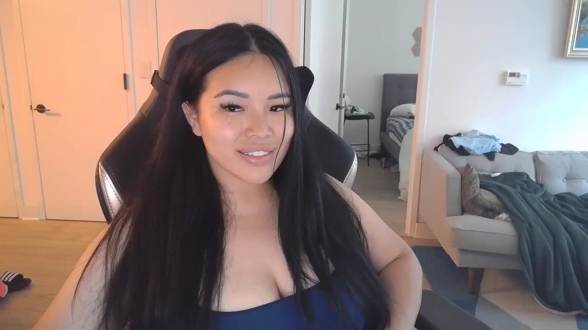 Gallery image thumbnail from DumplingHyuga's myfreecams stream on, 07/08/2024, 20:54 image 12 of 20