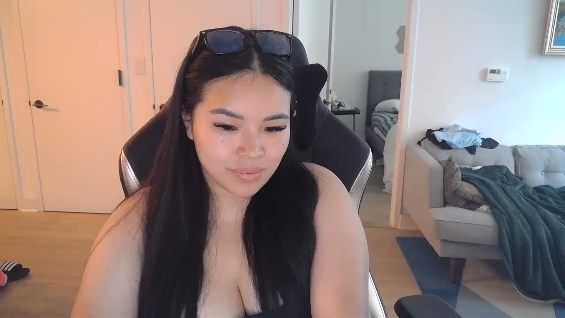 Gallery image thumbnail from DumplingHyuga's myfreecams stream on, 07/08/2024, 20:54 image 8 of 20