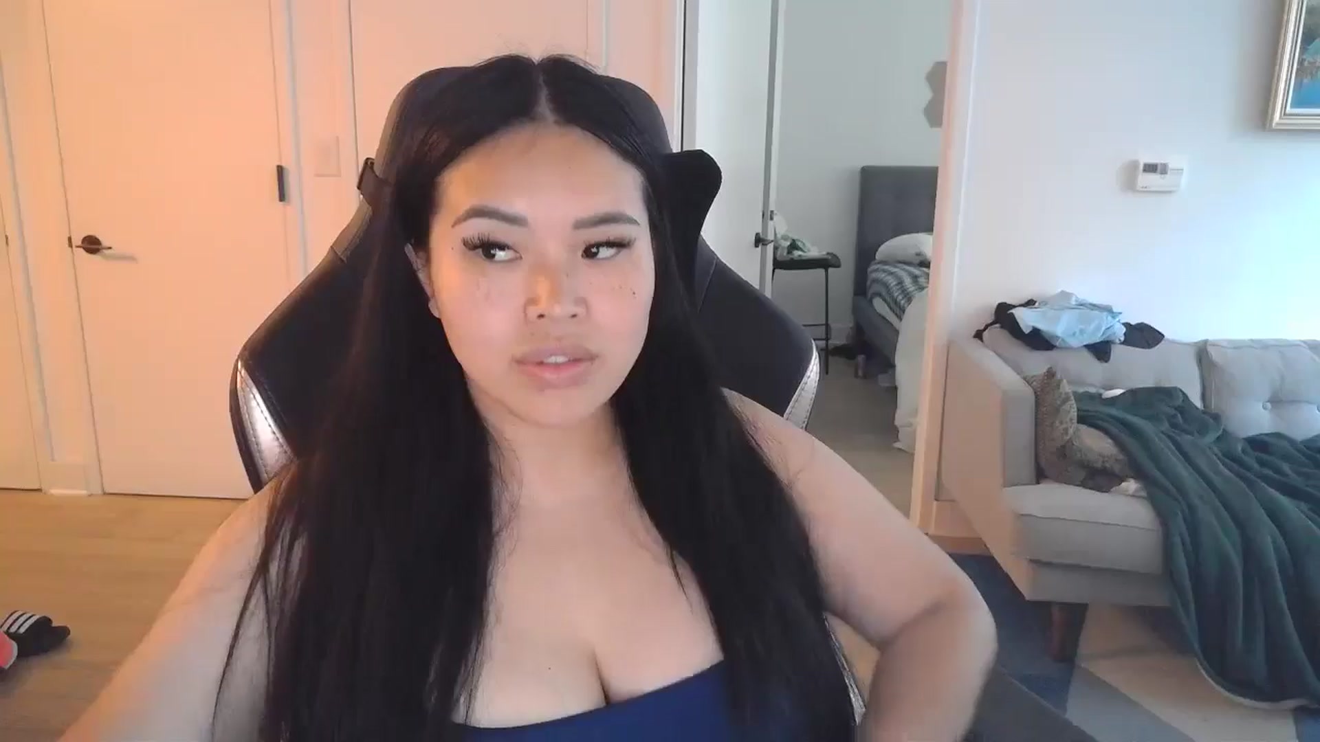 Gallery image thumbnail from DumplingHyuga's myfreecams stream on, 07/08/2024, 20:54 image 13 of 20