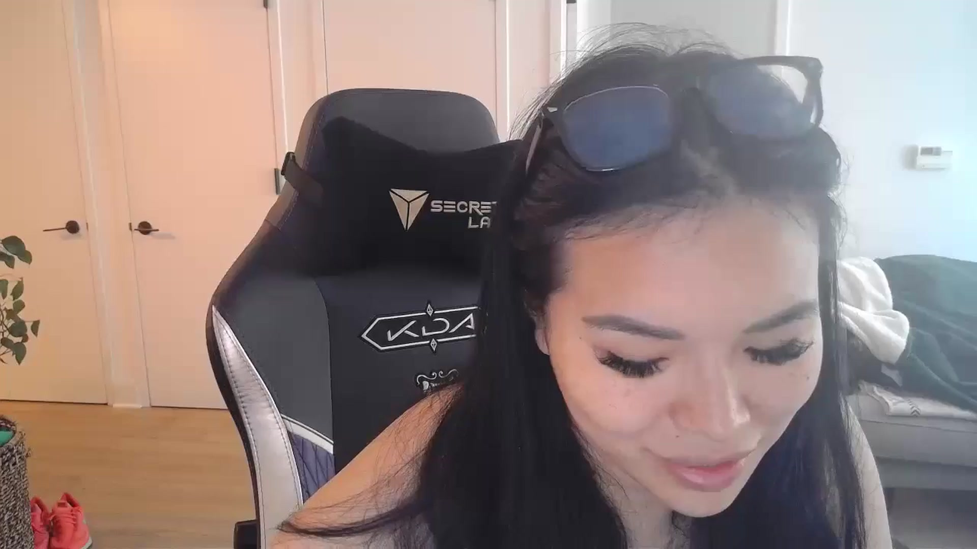 Gallery image thumbnail from DumplingHyuga's myfreecams stream on, 07/09/2024, 18:15 image 15 of 20