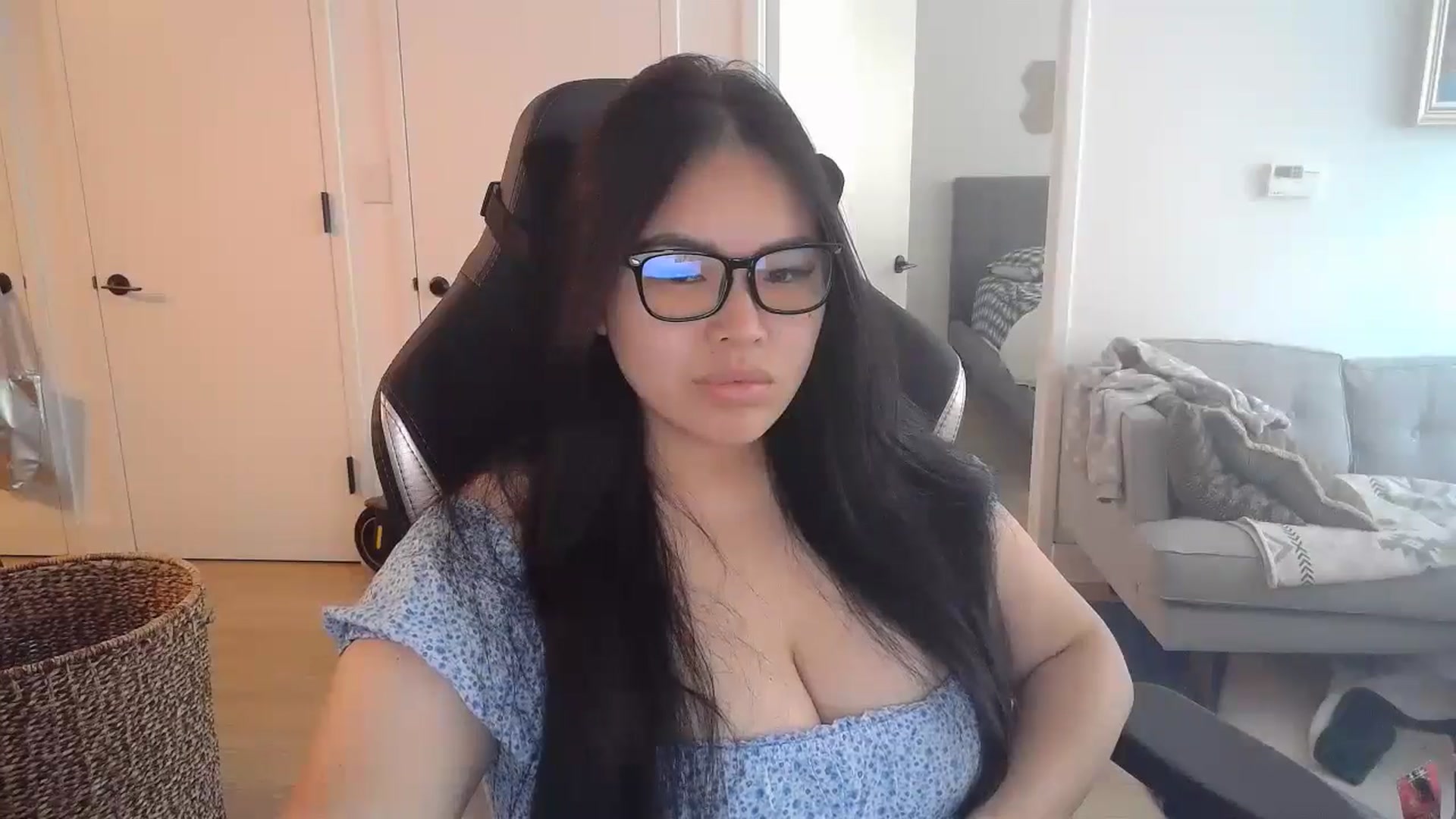 Gallery image thumbnail from DumplingHyuga's myfreecams stream on, 07/25/2024, 17:07 image 5 of 20