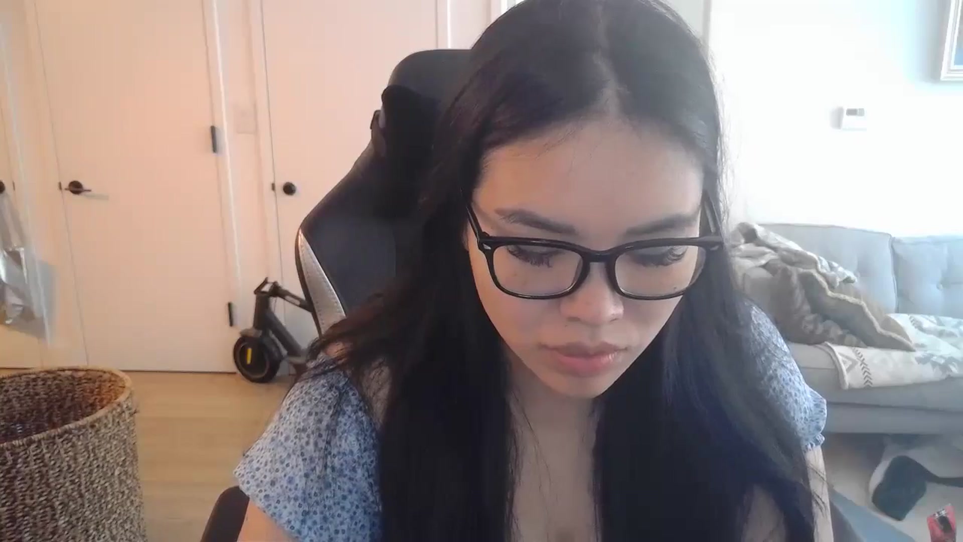 Gallery image thumbnail from DumplingHyuga's myfreecams stream on, 07/25/2024, 17:07 image 10 of 20