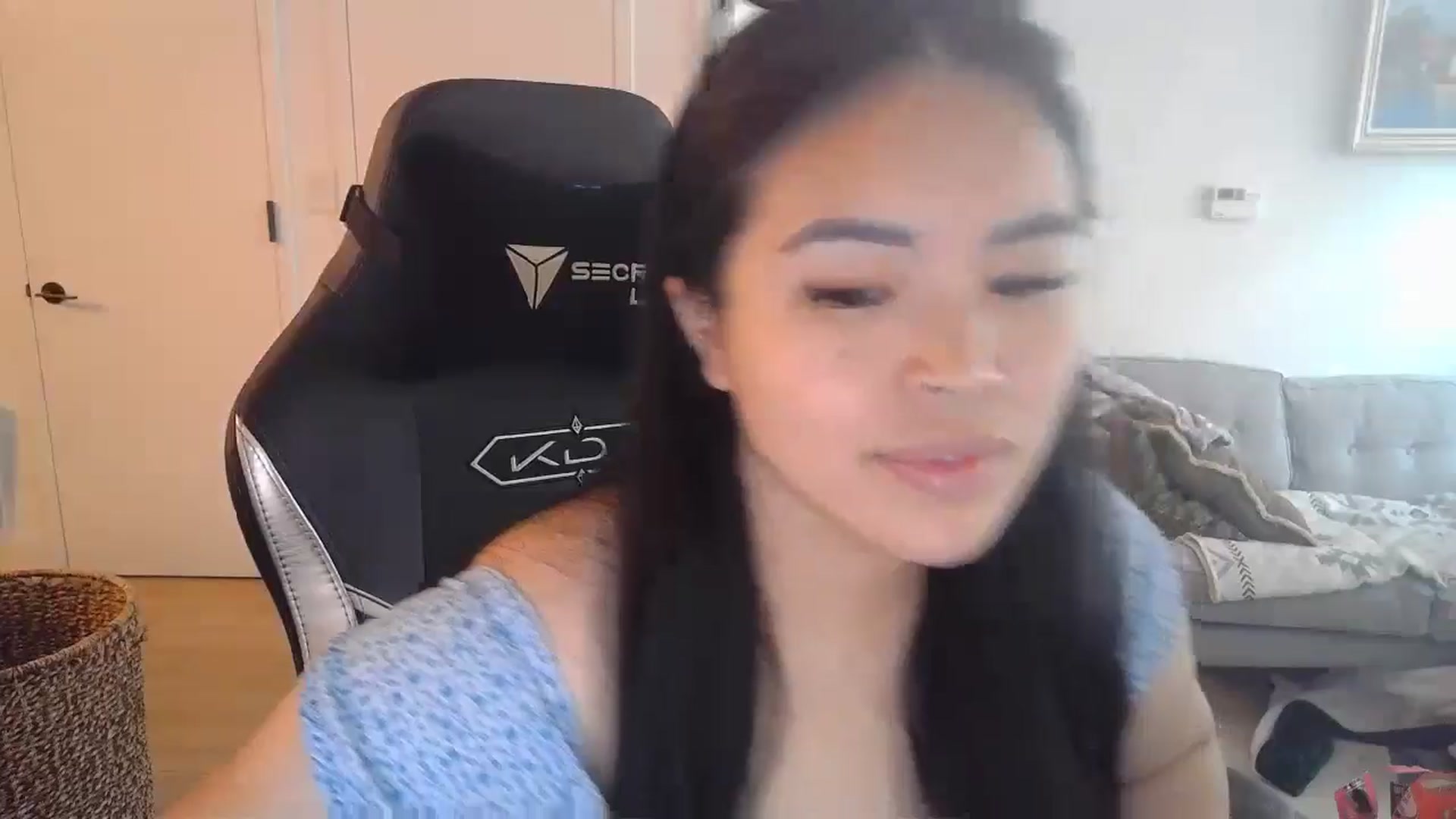 Gallery image thumbnail from DumplingHyuga's myfreecams stream on, 07/25/2024, 20:32 image 4 of 20