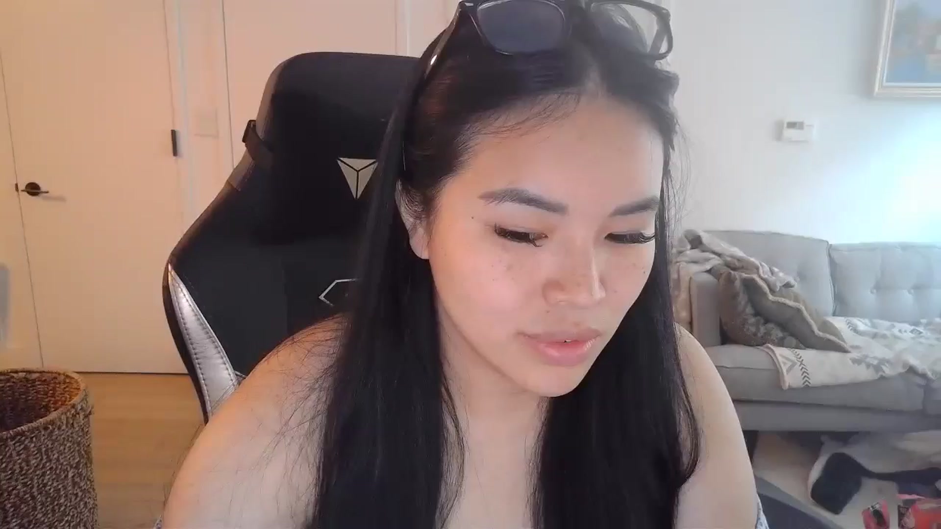 Gallery image thumbnail from DumplingHyuga's myfreecams stream on, 07/25/2024, 20:32 image 3 of 20