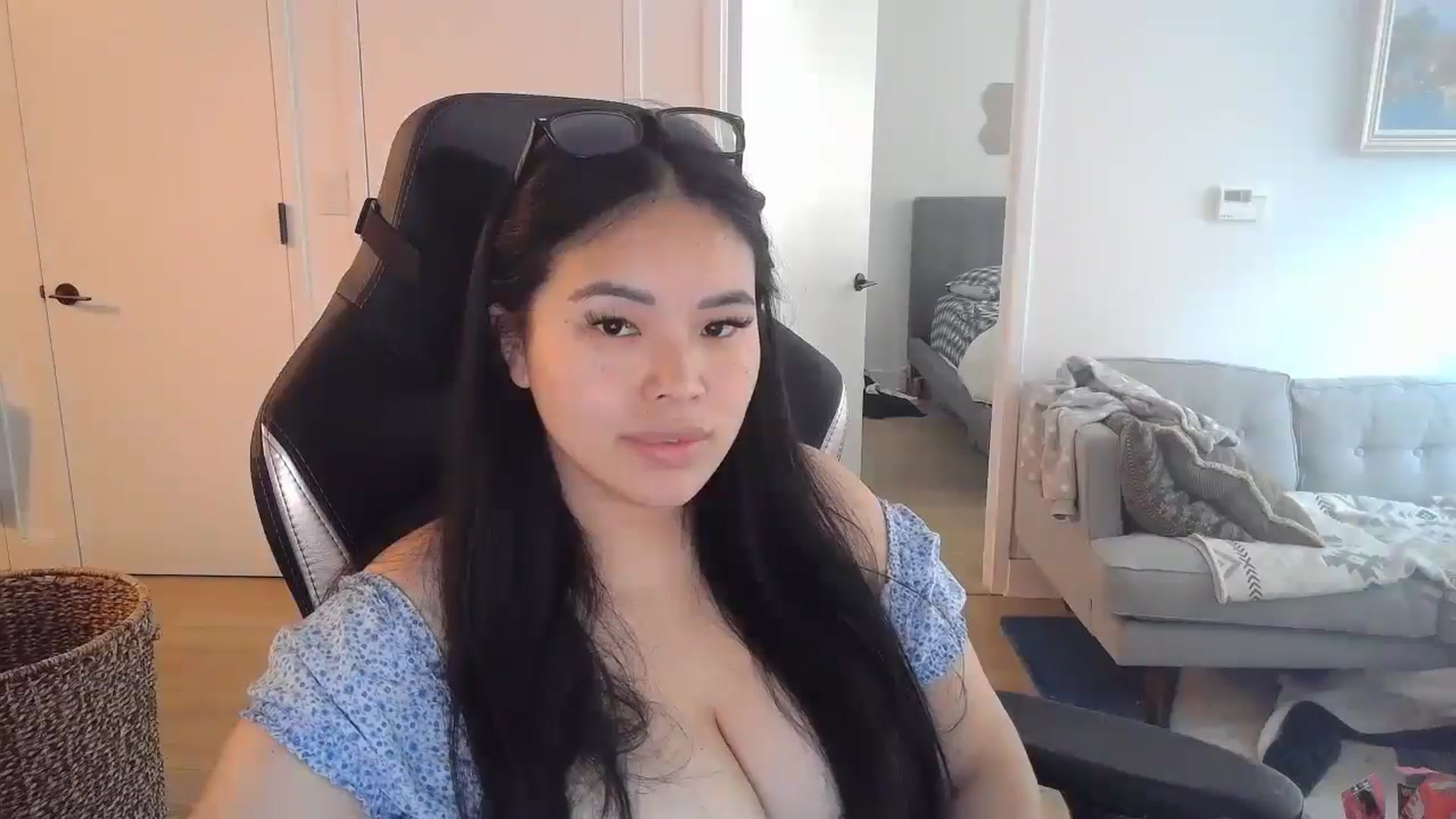 Gallery image thumbnail from DumplingHyuga's myfreecams stream on, 07/25/2024, 20:32 image 9 of 20