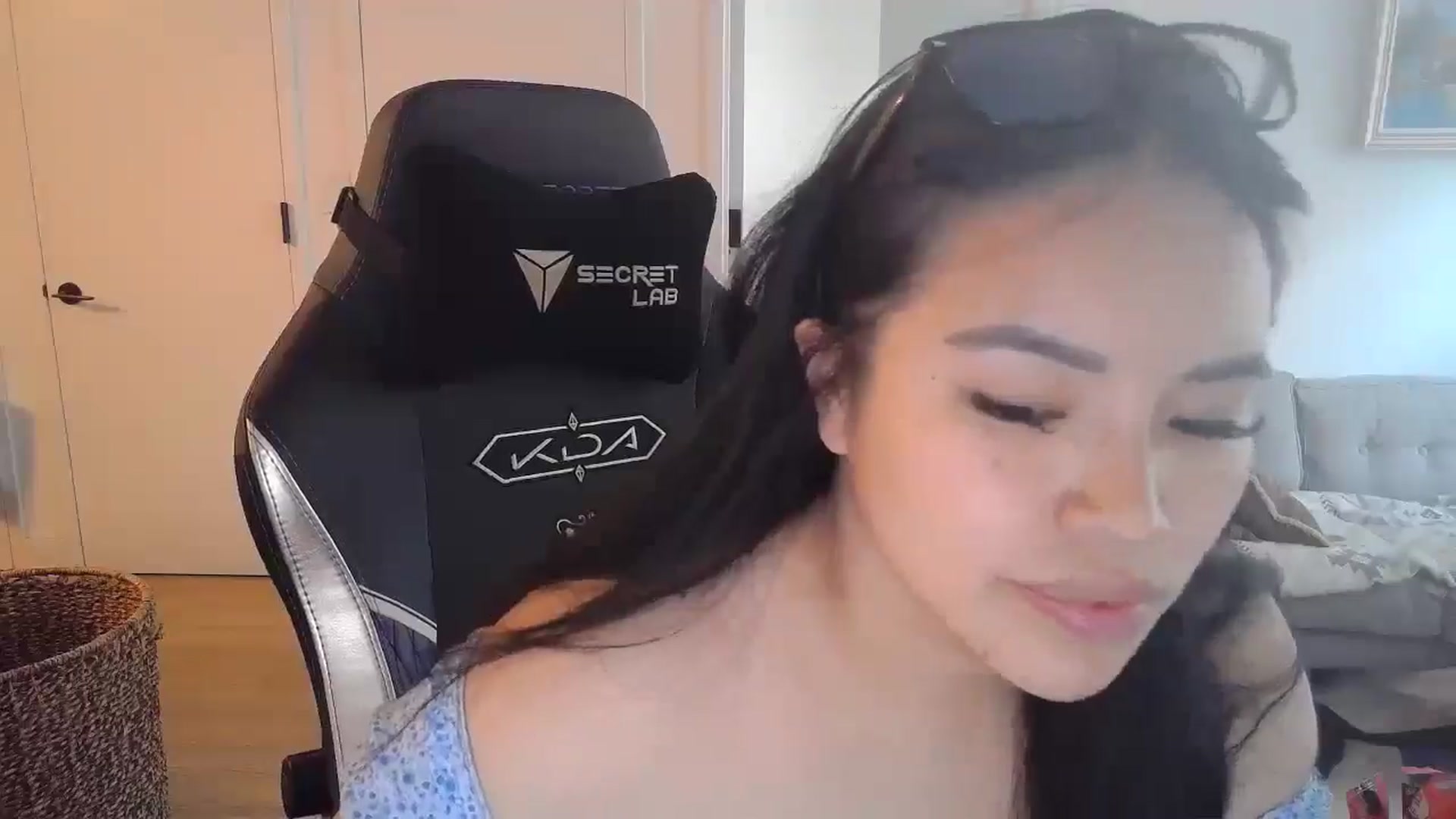 Gallery image thumbnail from DumplingHyuga's myfreecams stream on, 07/25/2024, 20:32 image 18 of 20