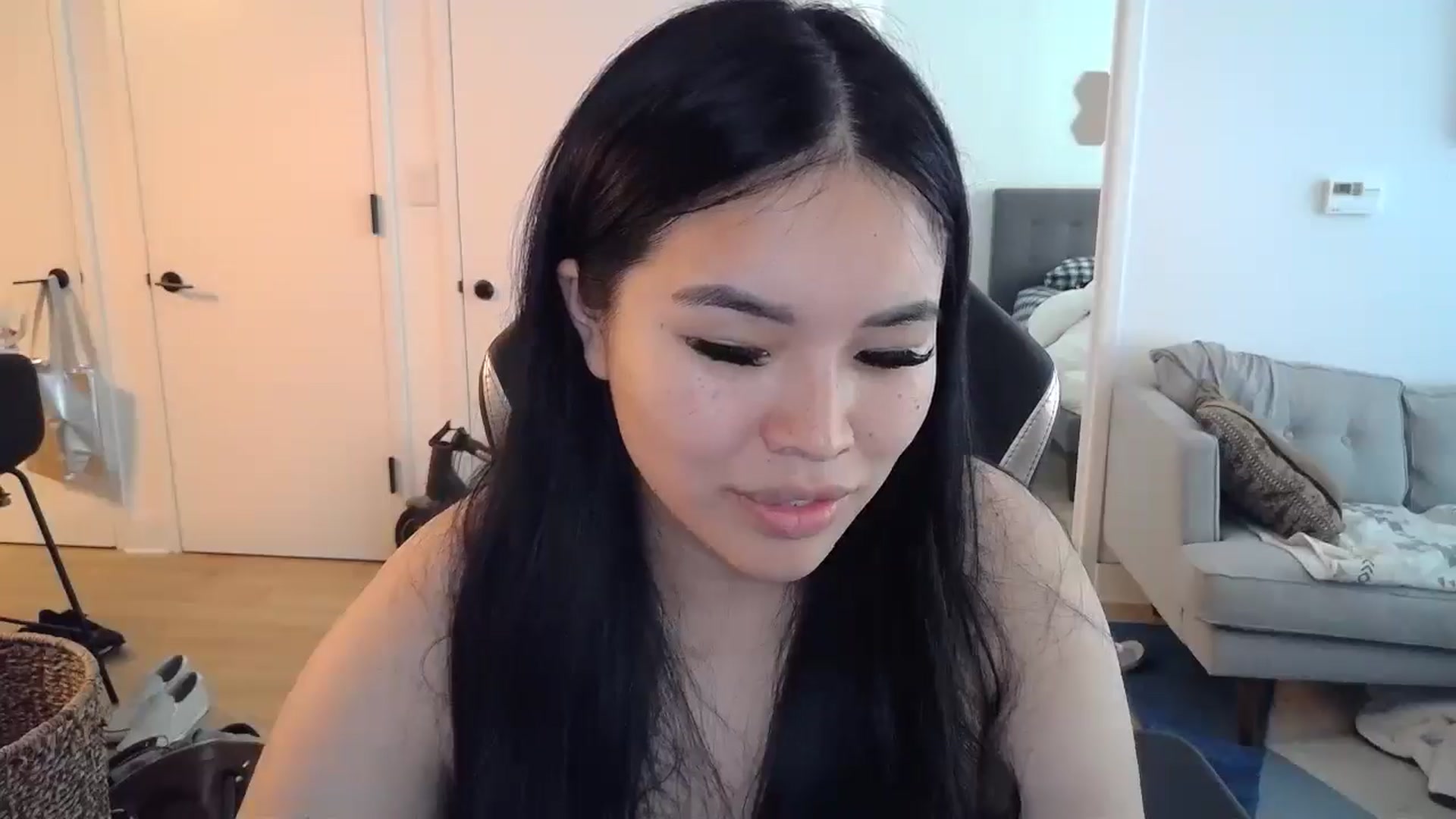 Gallery image thumbnail from DumplingHyuga's myfreecams stream on, 07/29/2024, 19:32 image 18 of 20