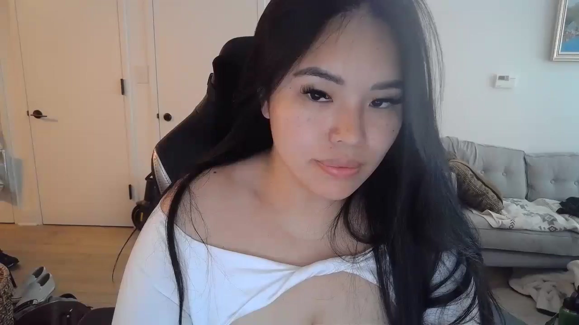 Gallery image thumbnail from DumplingHyuga's myfreecams stream on, 07/29/2024, 19:32 image 1 of 20