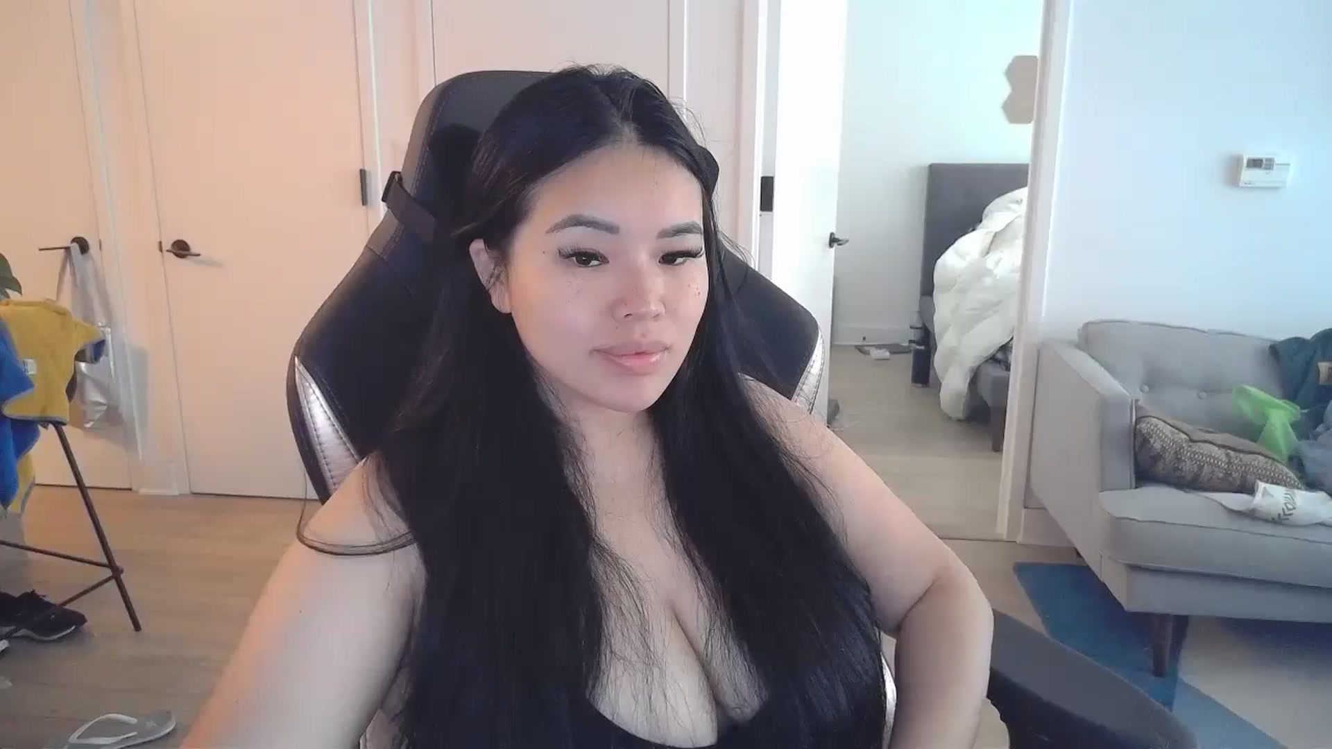 Gallery image thumbnail from DumplingHyuga's myfreecams stream on, 07/31/2024, 17:23 image 8 of 20