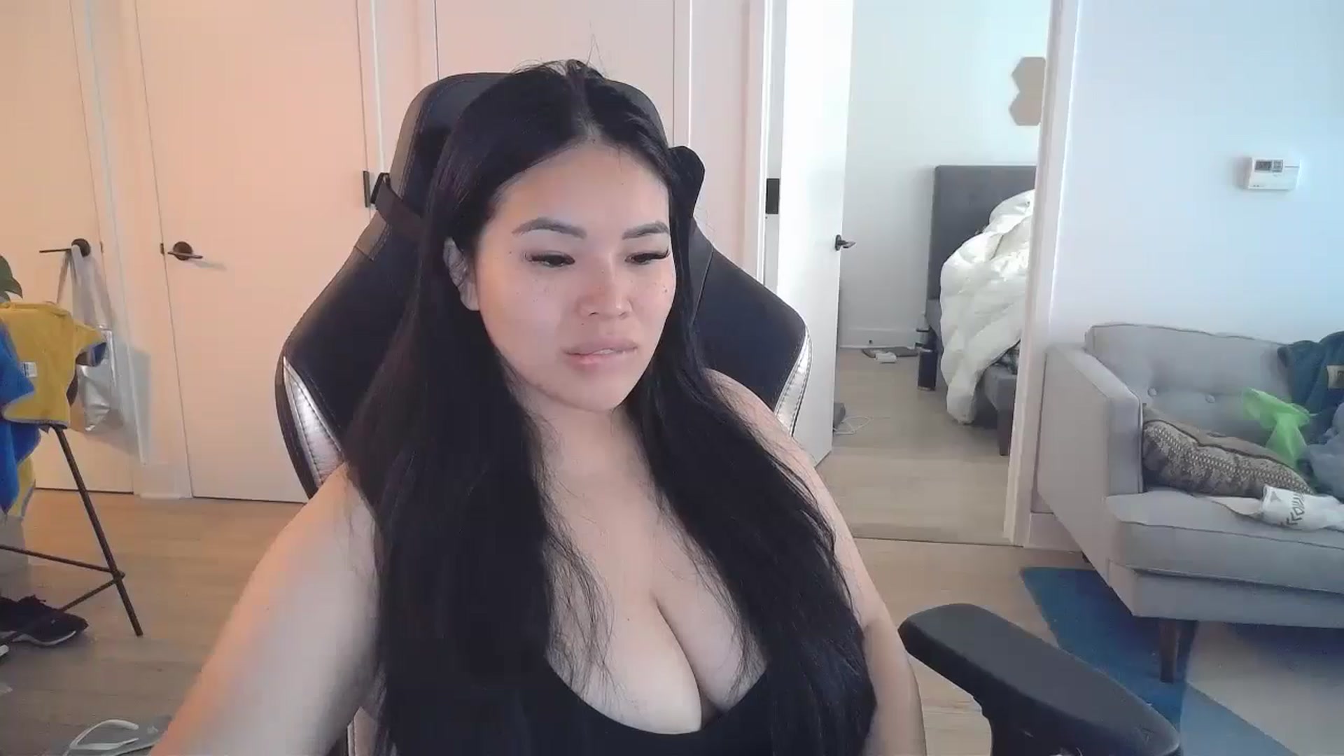 Gallery image thumbnail from DumplingHyuga's myfreecams stream on, 07/31/2024, 17:23 image 6 of 20