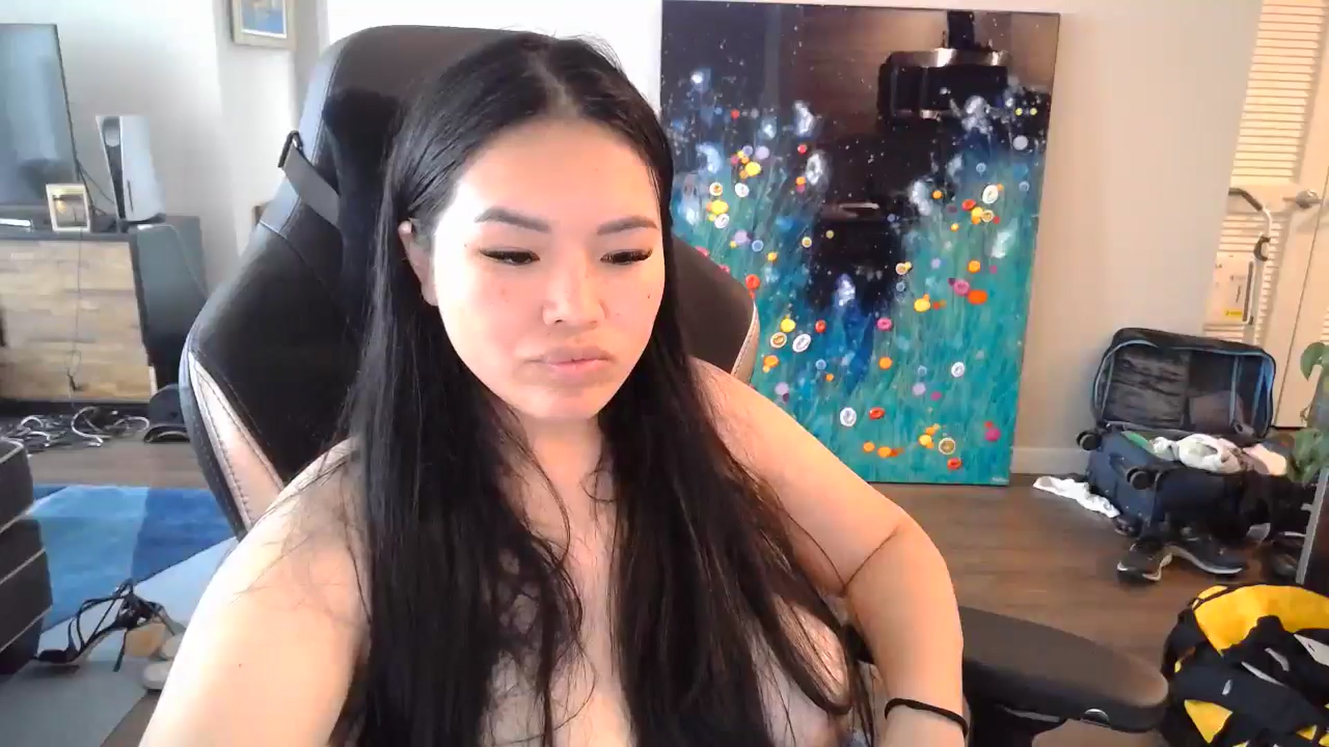 Gallery image thumbnail from DumplingHyuga's myfreecams stream on, 10/01/2024, 17:53 image 14 of 20