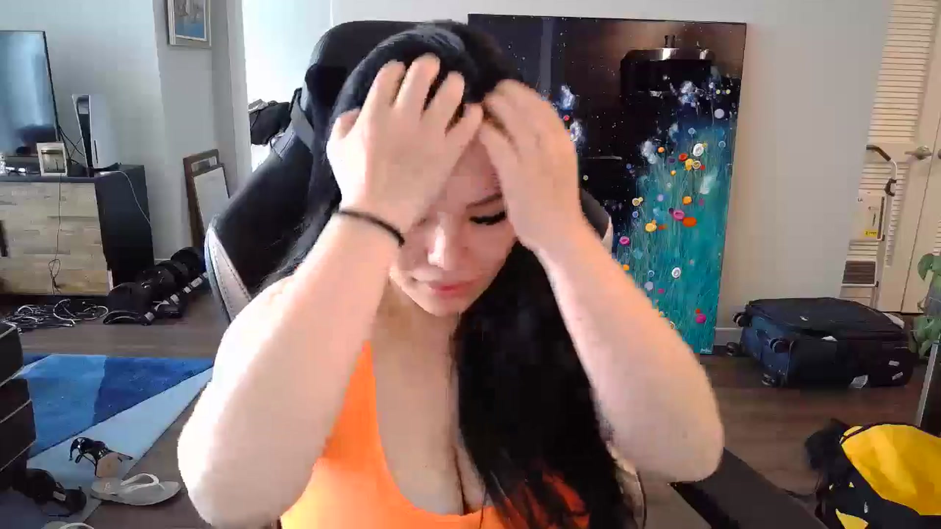 Gallery image thumbnail from DumplingHyuga's myfreecams stream on, 10/02/2024, 16:17 image 9 of 20
