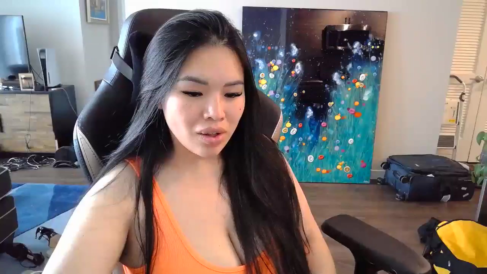 Gallery image thumbnail from DumplingHyuga's myfreecams stream on, 10/02/2024, 16:17 image 6 of 20