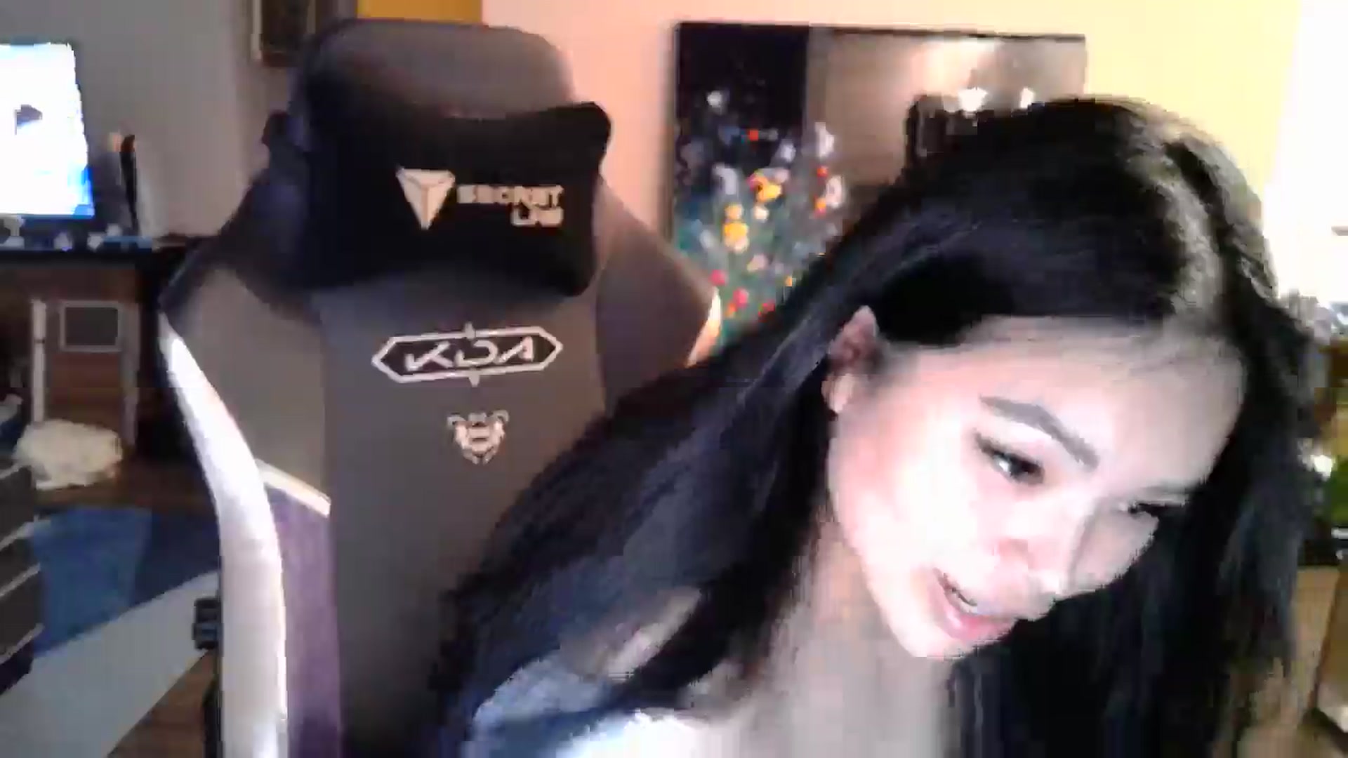 Gallery image thumbnail from DumplingHyuga's myfreecams stream on, 11/27/2024, 02:47 image 8 of 20