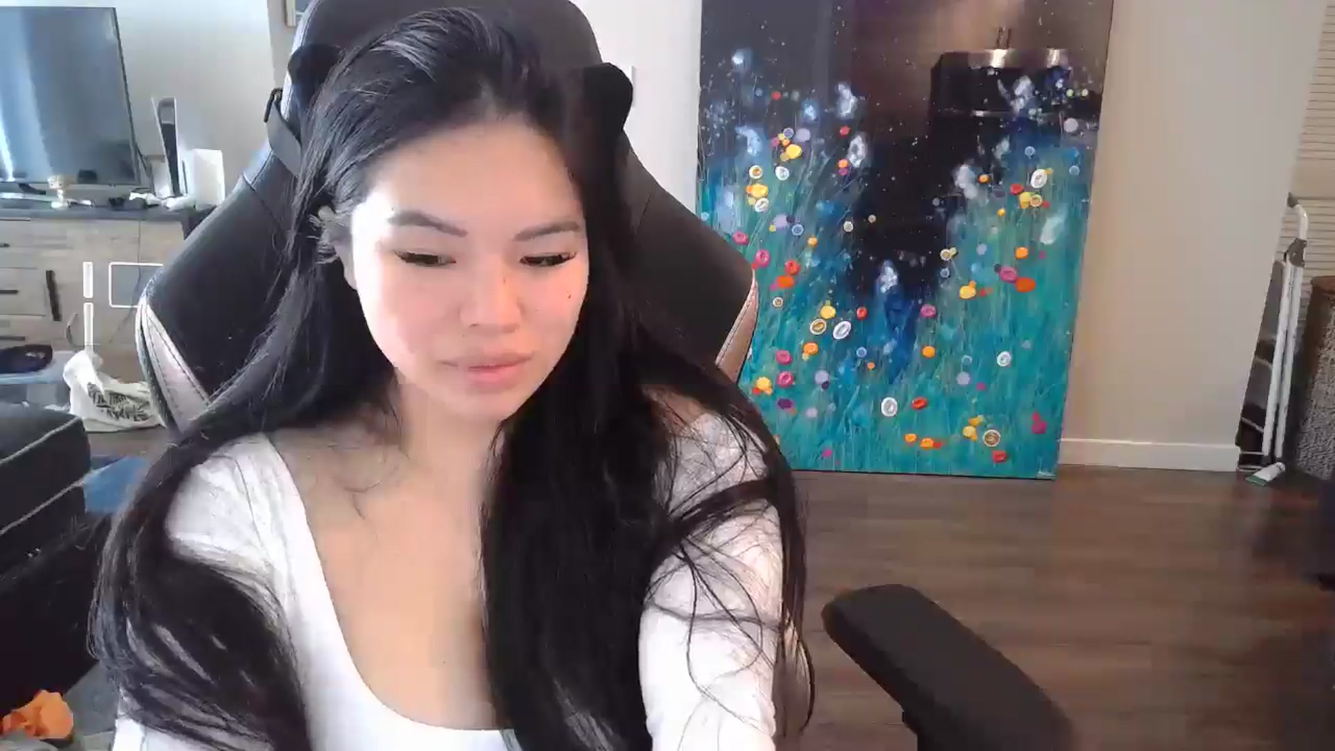 Gallery image thumbnail from DumplingHyuga's myfreecams stream on, 12/02/2024, 21:21 image 4 of 20