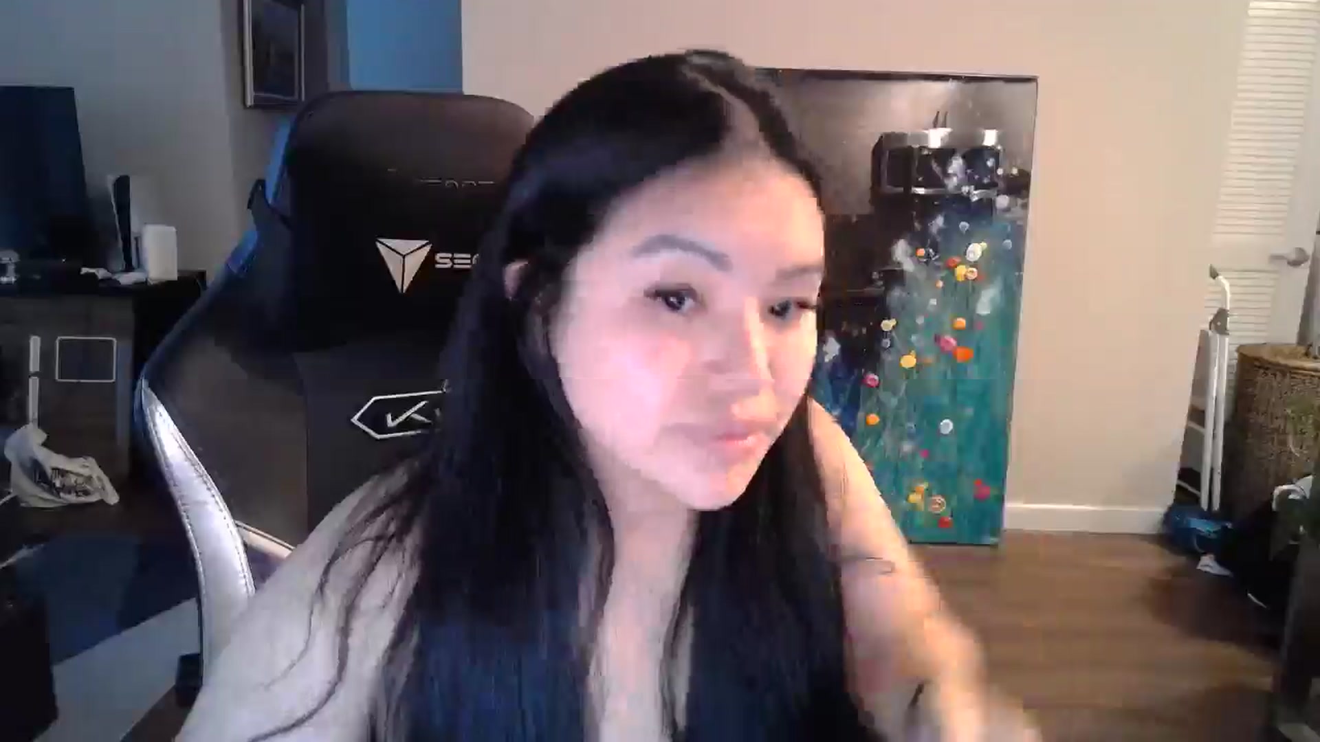 Gallery image thumbnail from DumplingHyuga's myfreecams stream on, 12/02/2024, 21:21 image 17 of 20