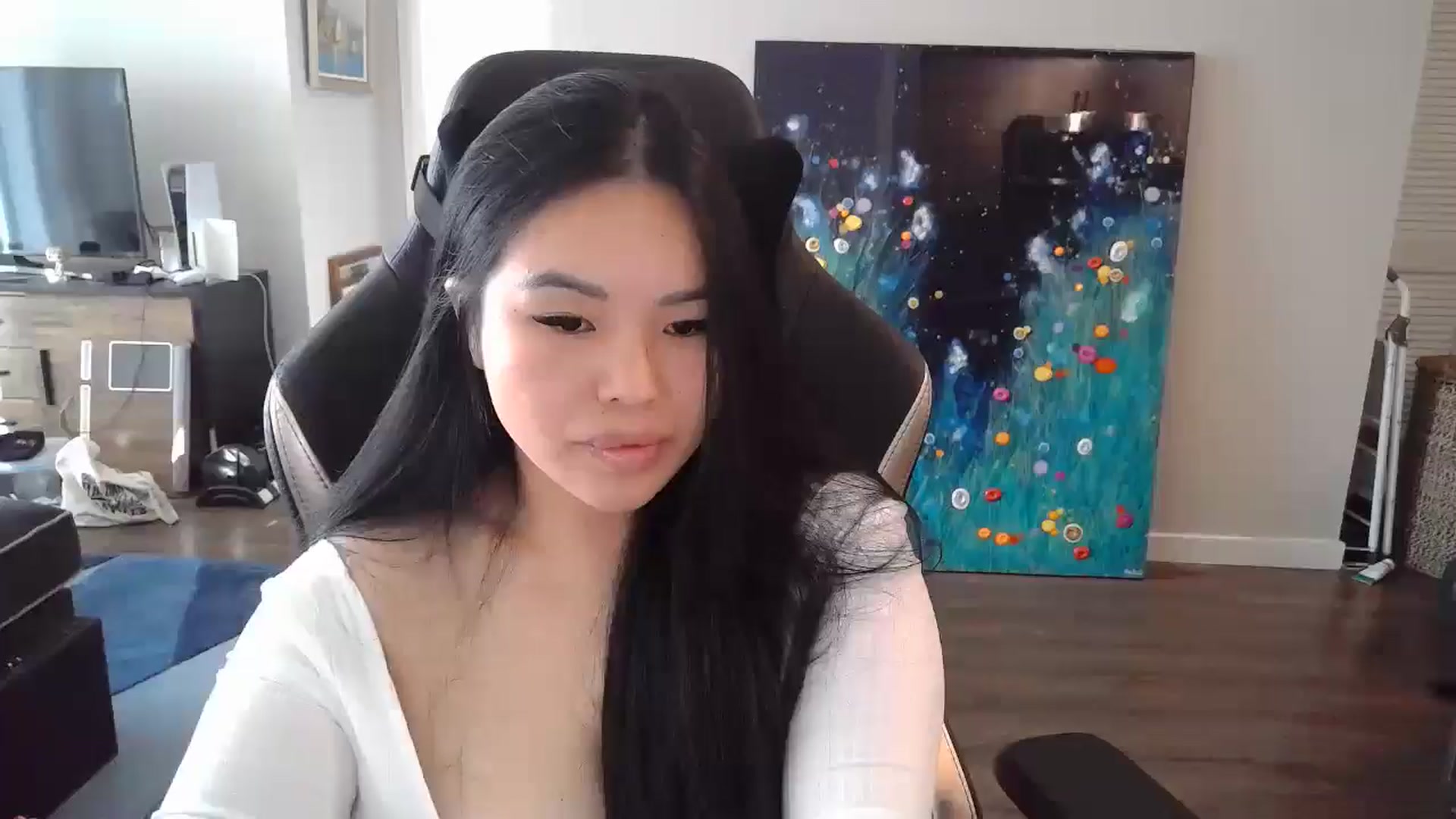 Gallery image thumbnail from DumplingHyuga's myfreecams stream on, 12/02/2024, 21:21 image 12 of 20