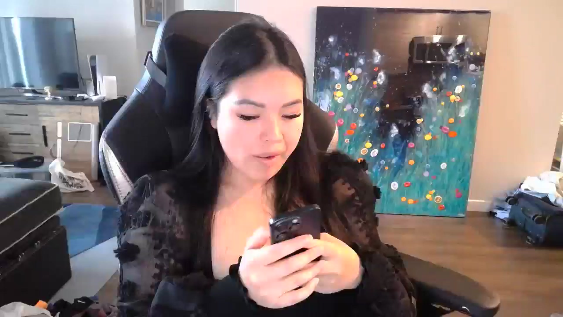 Gallery image thumbnail from DumplingHyuga's myfreecams stream on, 12/03/2024, 18:35 image 12 of 20