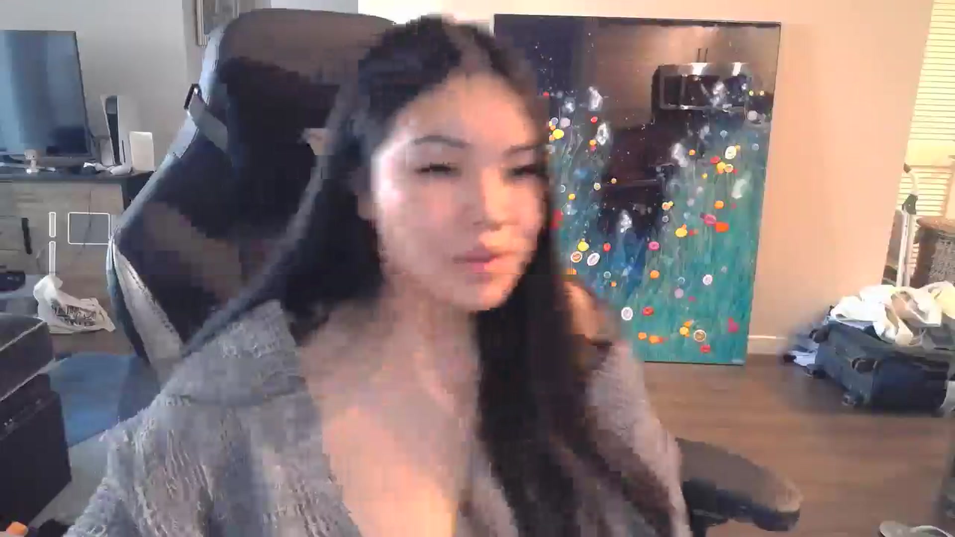 Gallery image thumbnail from DumplingHyuga's myfreecams stream on, 12/03/2024, 20:50 image 3 of 20