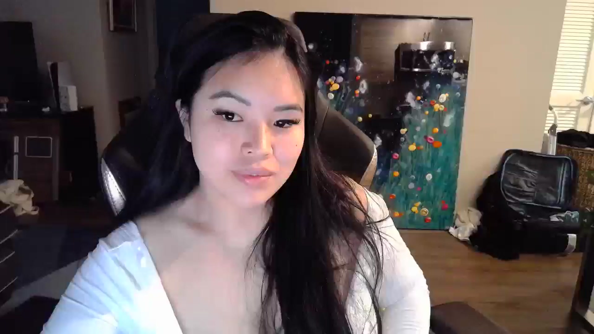 Gallery image thumbnail from DumplingHyuga's myfreecams stream on, 12/09/2024, 21:09 image 18 of 20