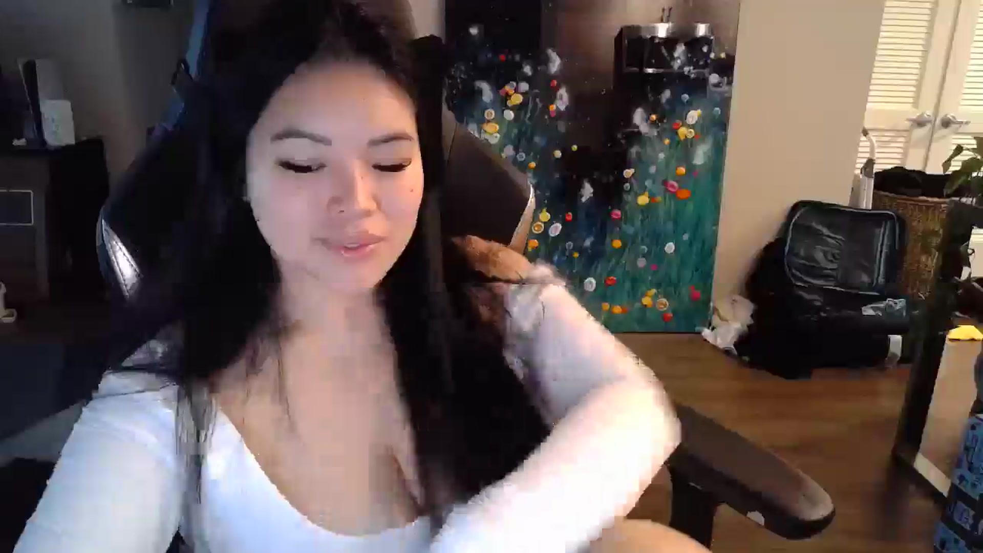 Gallery image thumbnail from DumplingHyuga's myfreecams stream on, 12/09/2024, 21:09 image 8 of 20