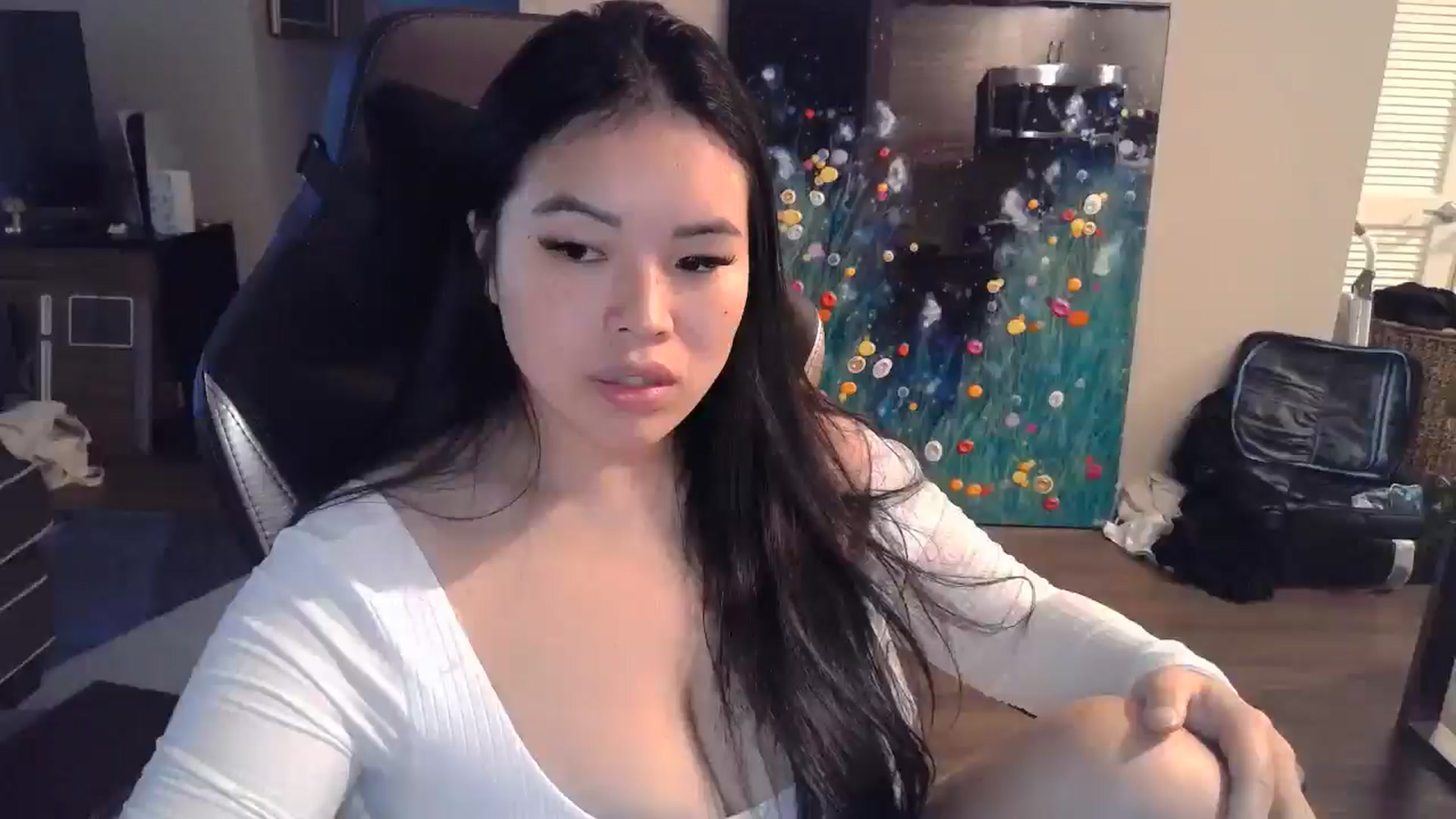Gallery image thumbnail from DumplingHyuga's myfreecams stream on, 12/09/2024, 21:09 image 16 of 20