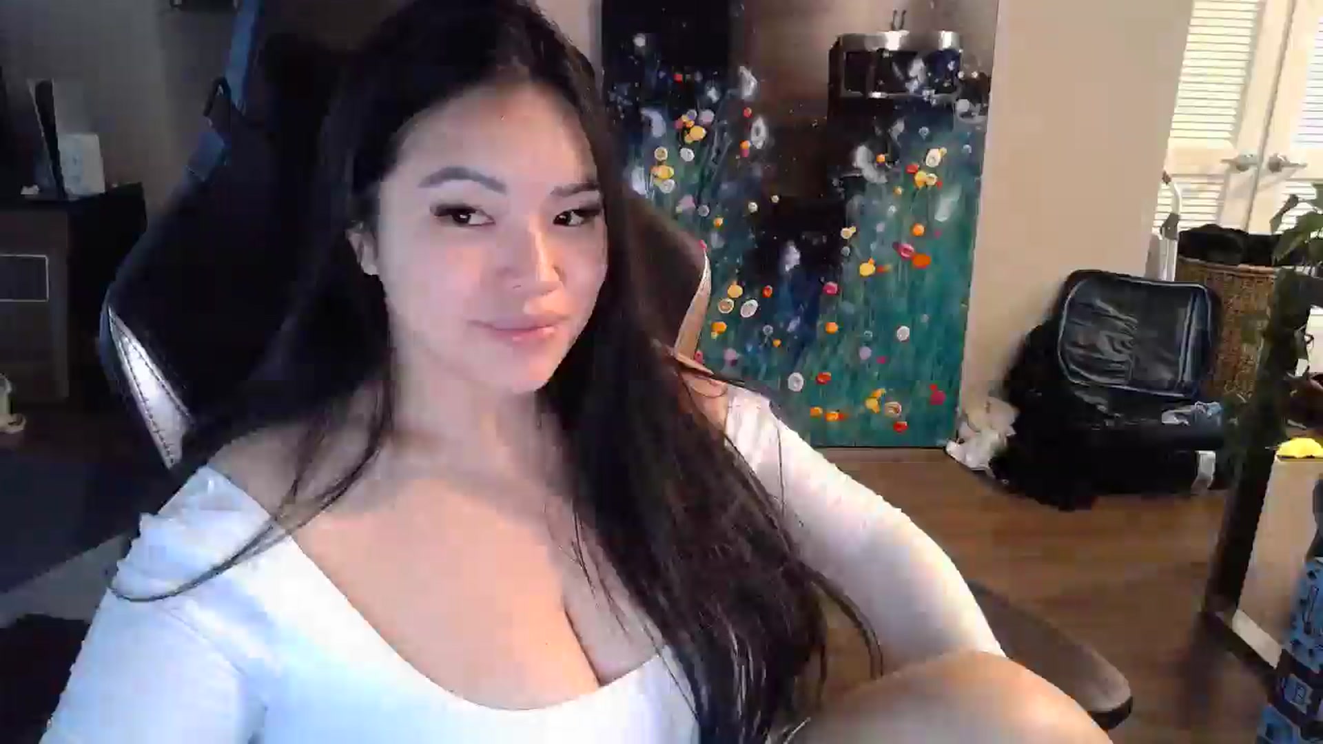 Gallery image thumbnail from DumplingHyuga's myfreecams stream on, 12/09/2024, 21:09 image 9 of 20