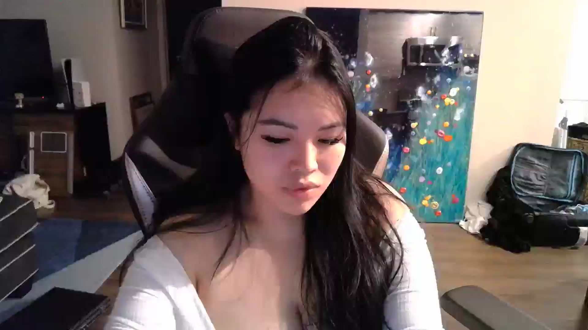 Gallery image thumbnail from DumplingHyuga's myfreecams stream on, 12/09/2024, 21:44 image 6 of 20