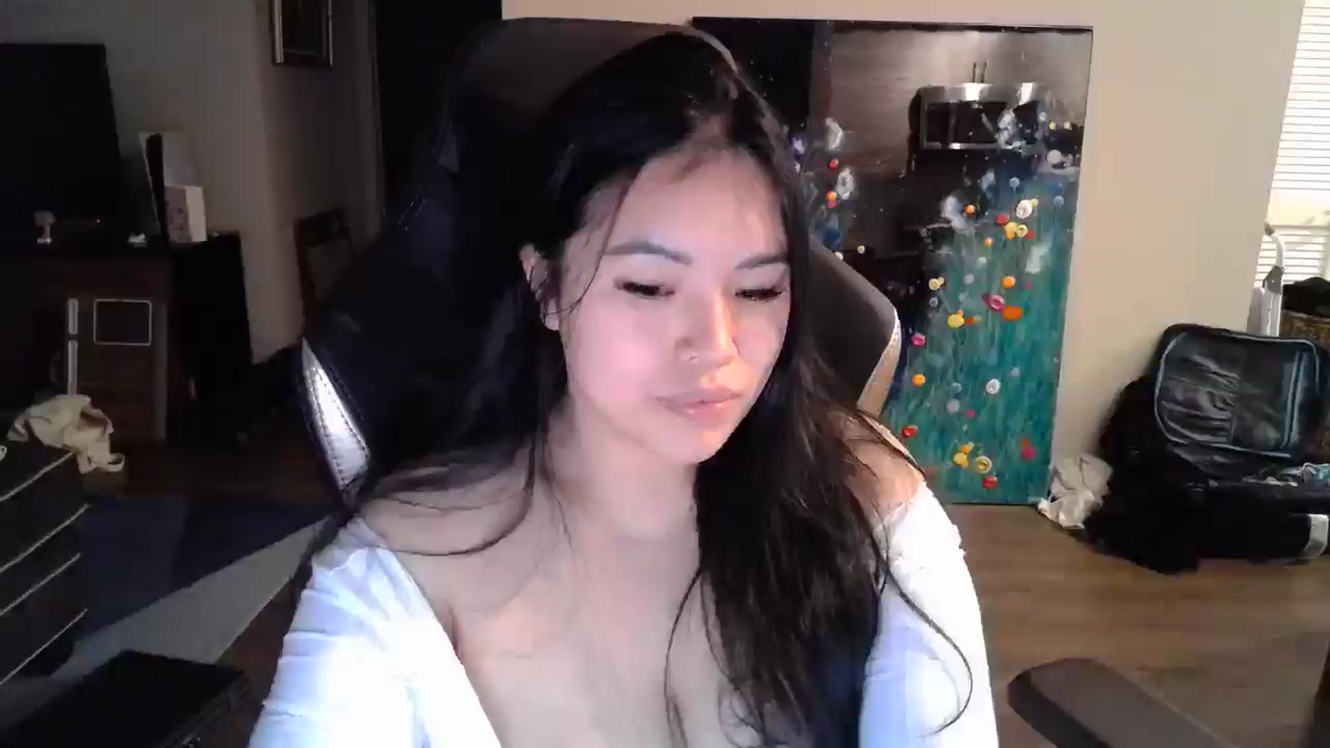 Gallery image thumbnail from DumplingHyuga's myfreecams stream on, 12/09/2024, 21:44 image 3 of 20