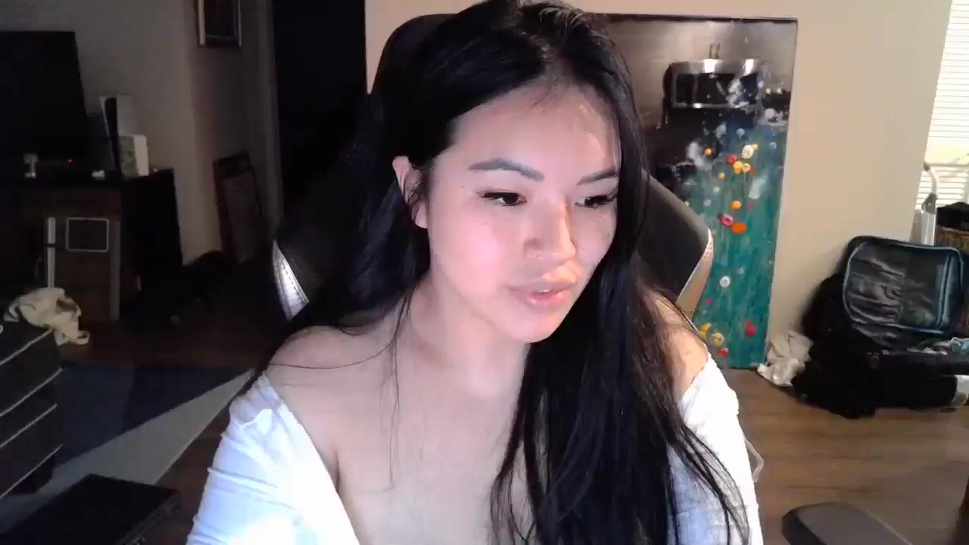 Gallery image thumbnail from DumplingHyuga's myfreecams stream on, 12/09/2024, 21:44 image 12 of 20