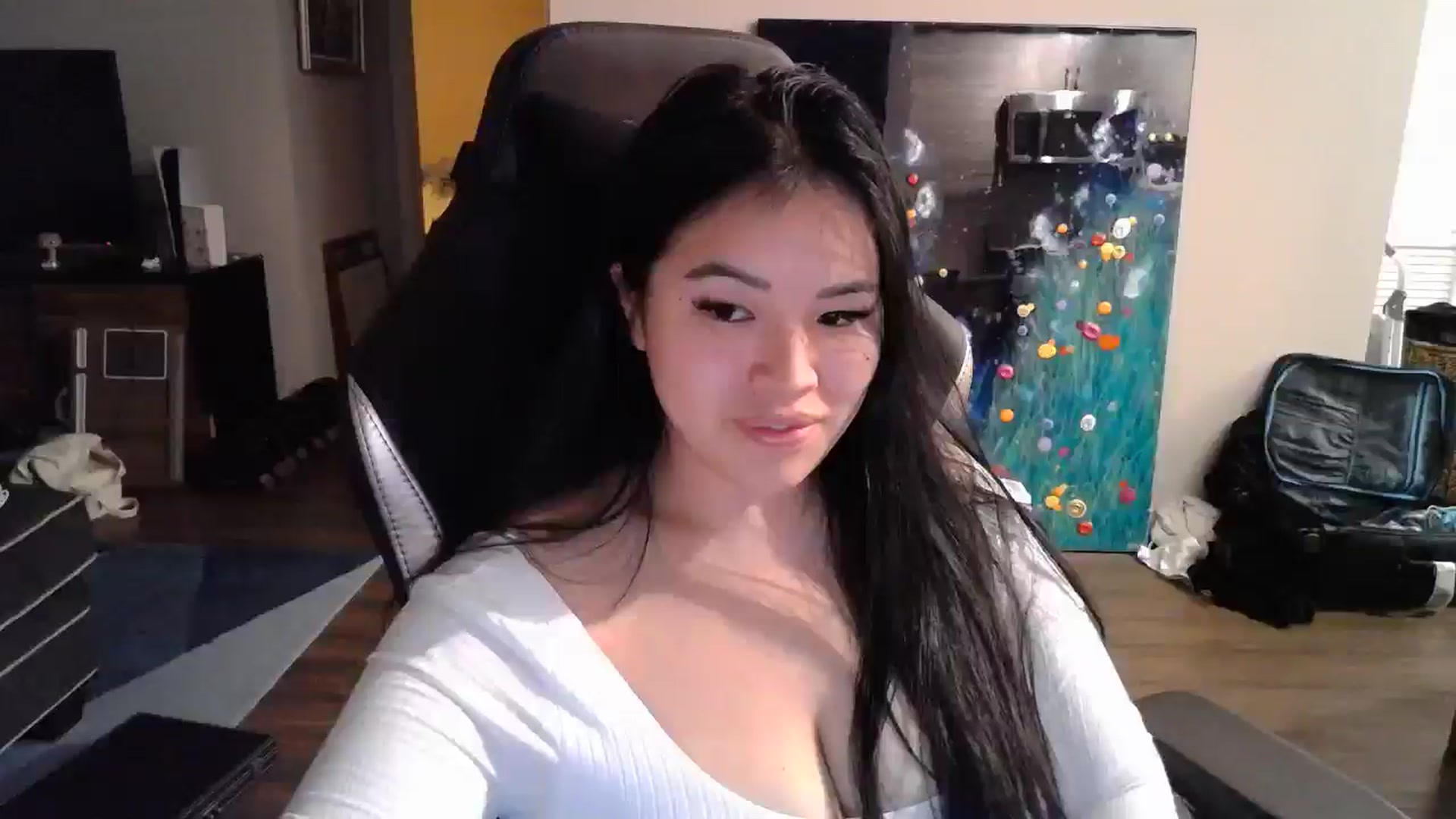 Gallery image thumbnail from DumplingHyuga's myfreecams stream on, 12/09/2024, 22:47 image 19 of 20