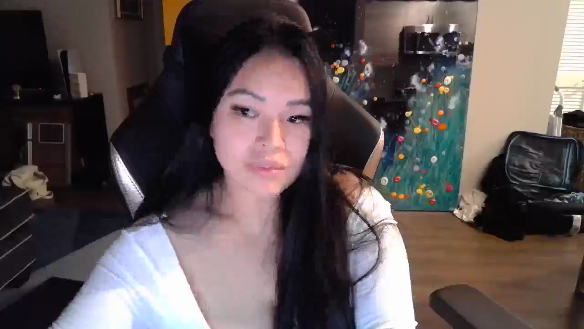 Gallery image thumbnail from DumplingHyuga's myfreecams stream on, 12/09/2024, 23:24 image 20 of 20
