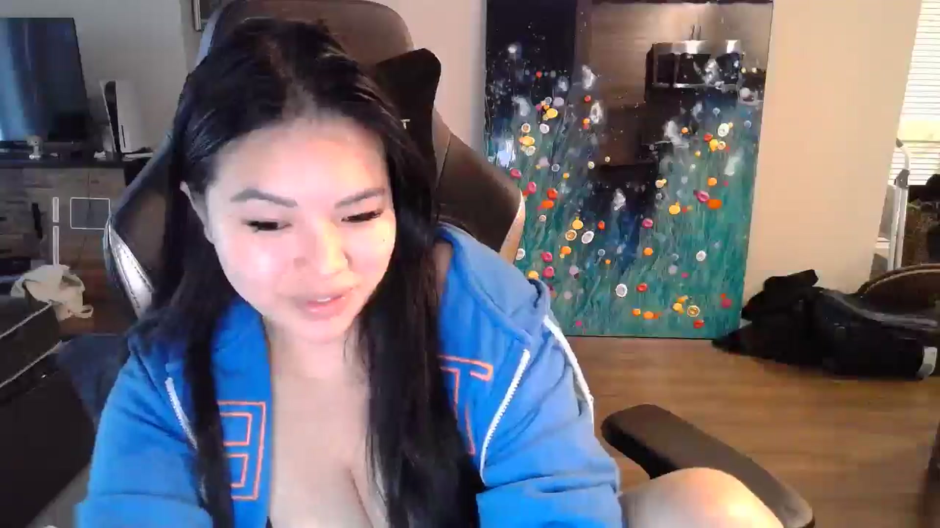 Gallery image thumbnail from DumplingHyuga's myfreecams stream on, 12/10/2024, 20:35 image 3 of 20