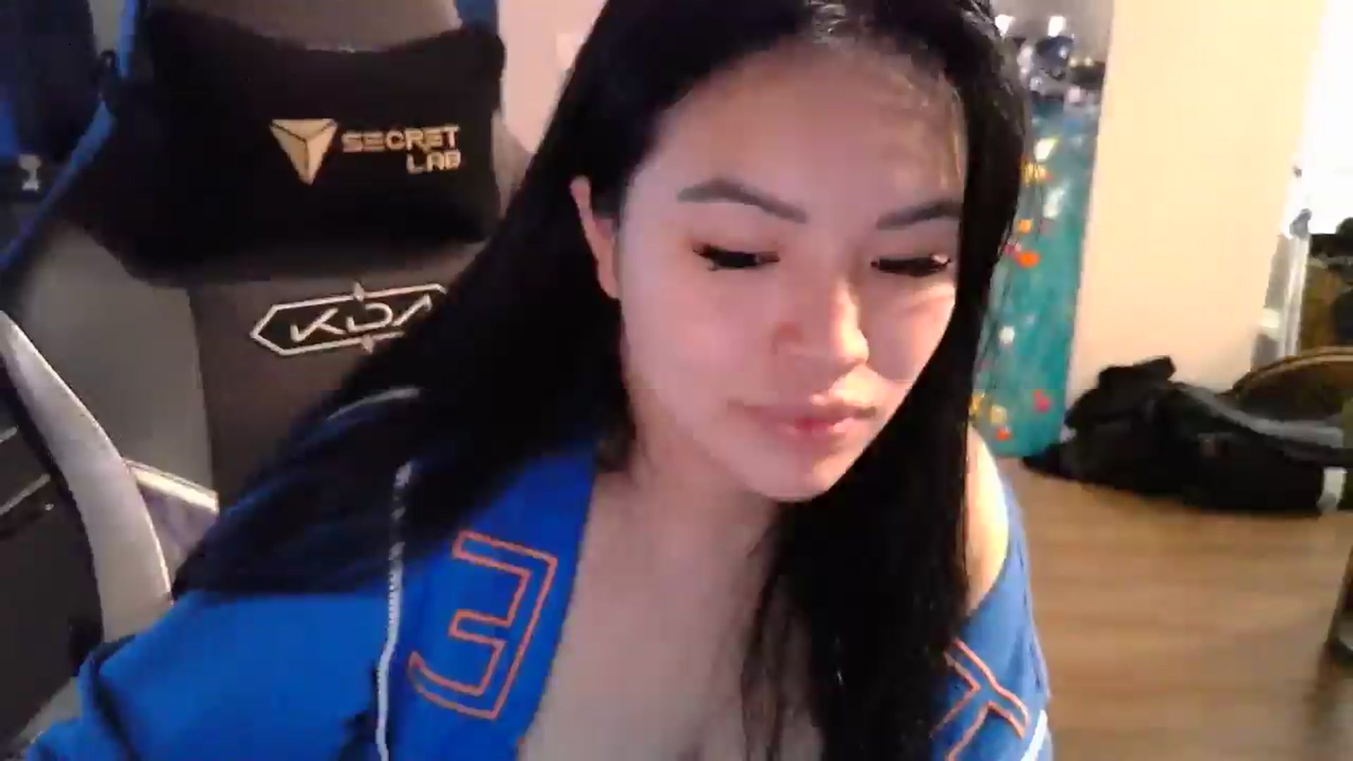 Gallery image thumbnail from DumplingHyuga's myfreecams stream on, 12/10/2024, 20:35 image 20 of 20