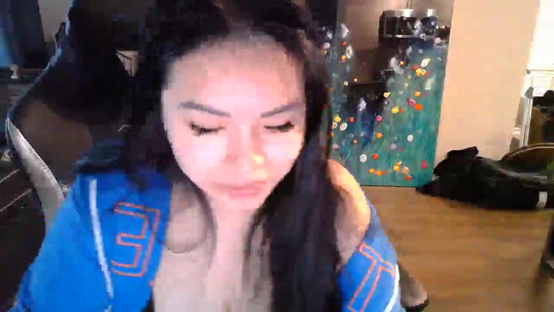 Gallery image thumbnail from DumplingHyuga's myfreecams stream on, 12/10/2024, 20:35 image 13 of 20