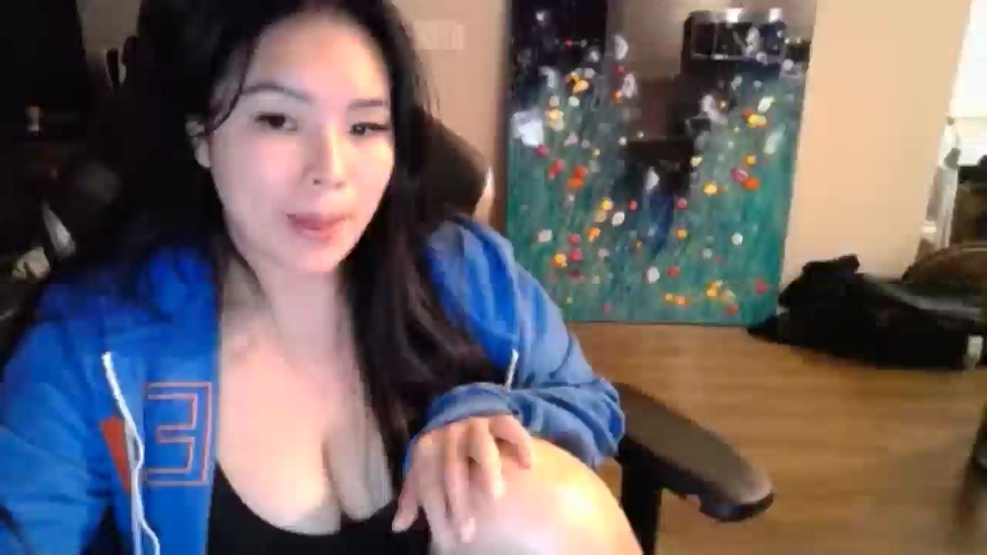 Gallery image thumbnail from DumplingHyuga's myfreecams stream on, 12/10/2024, 22:54 image 14 of 20