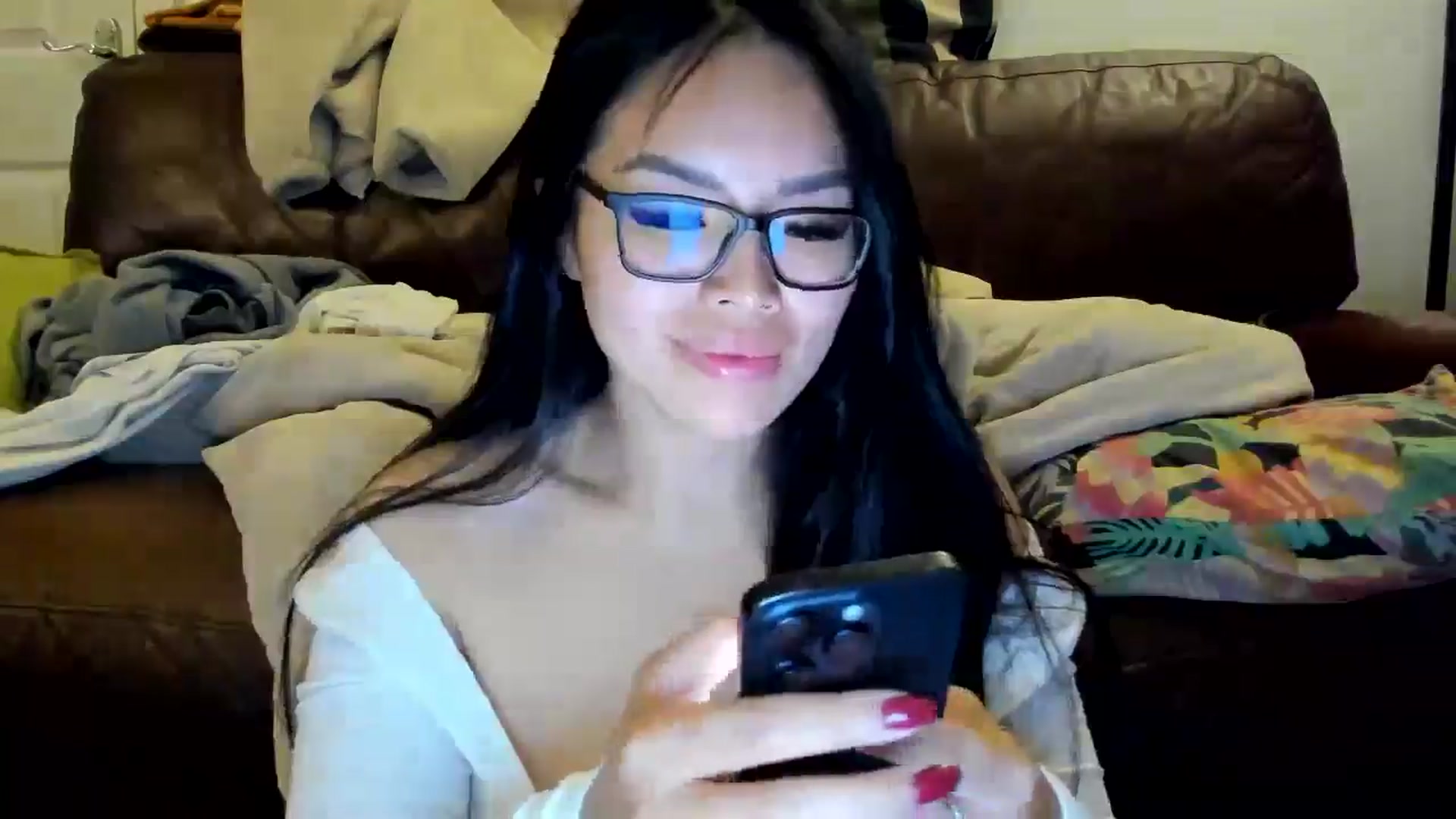 Gallery image thumbnail from DumplingHyuga's myfreecams stream on, 04/19/2025, 21:25 image 2 of 20