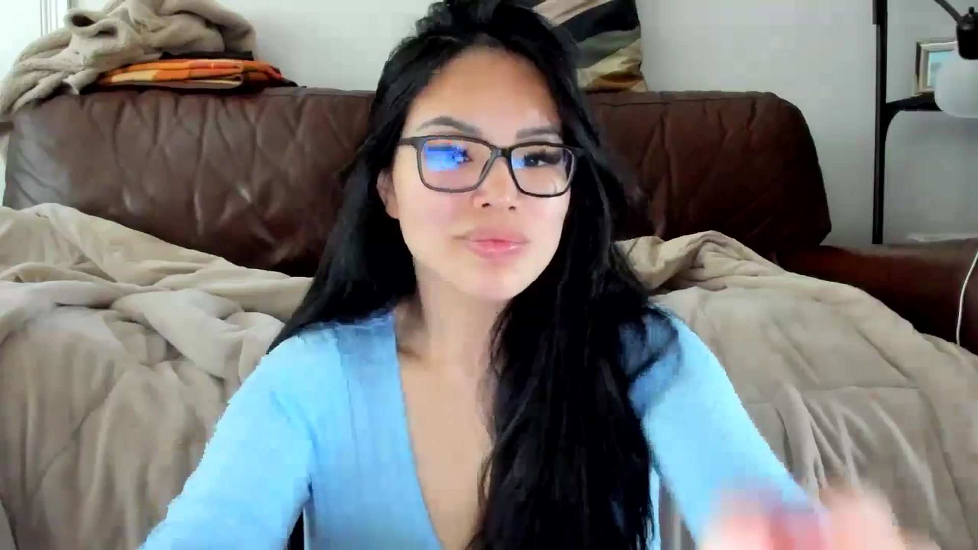 Gallery image thumbnail from DumplingHyuga's myfreecams stream on, 04/25/2025, 16:31 image 16 of 20