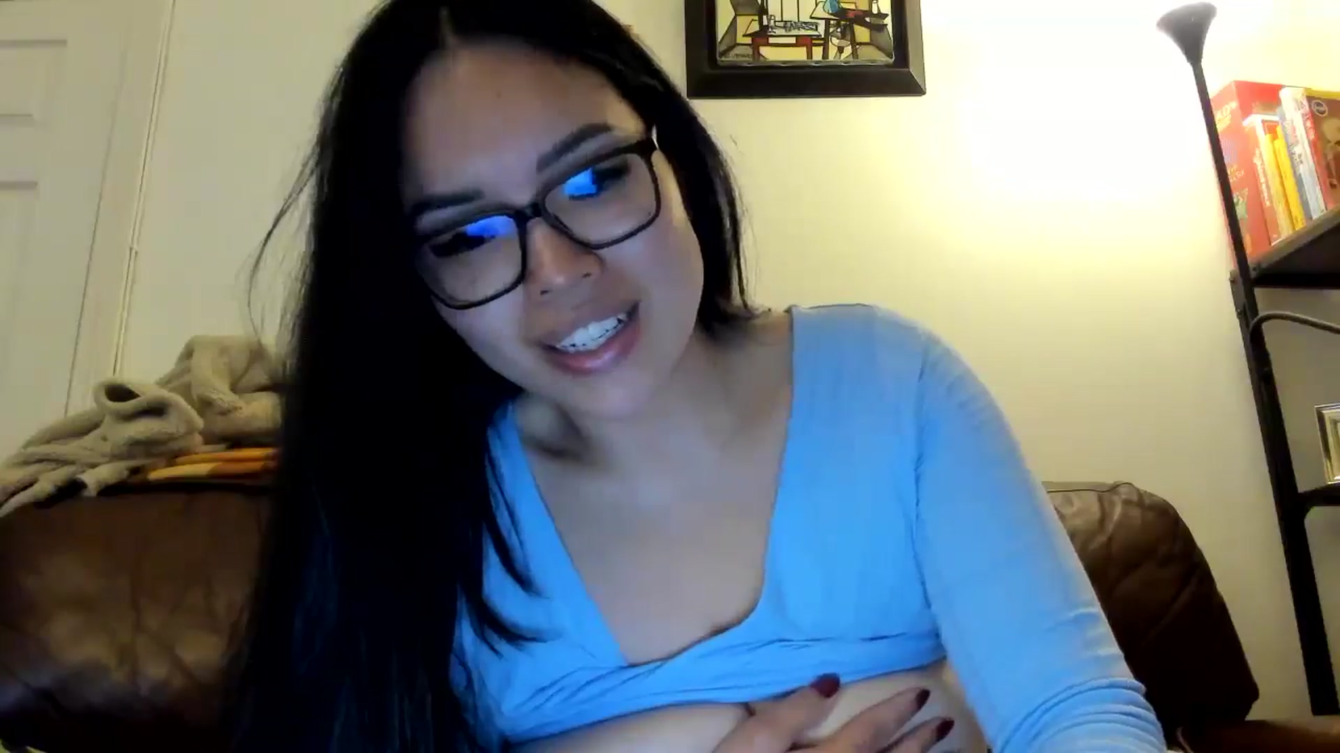 Gallery image thumbnail from DumplingHyuga's myfreecams stream on, 04/25/2025, 21:12 image 16 of 20