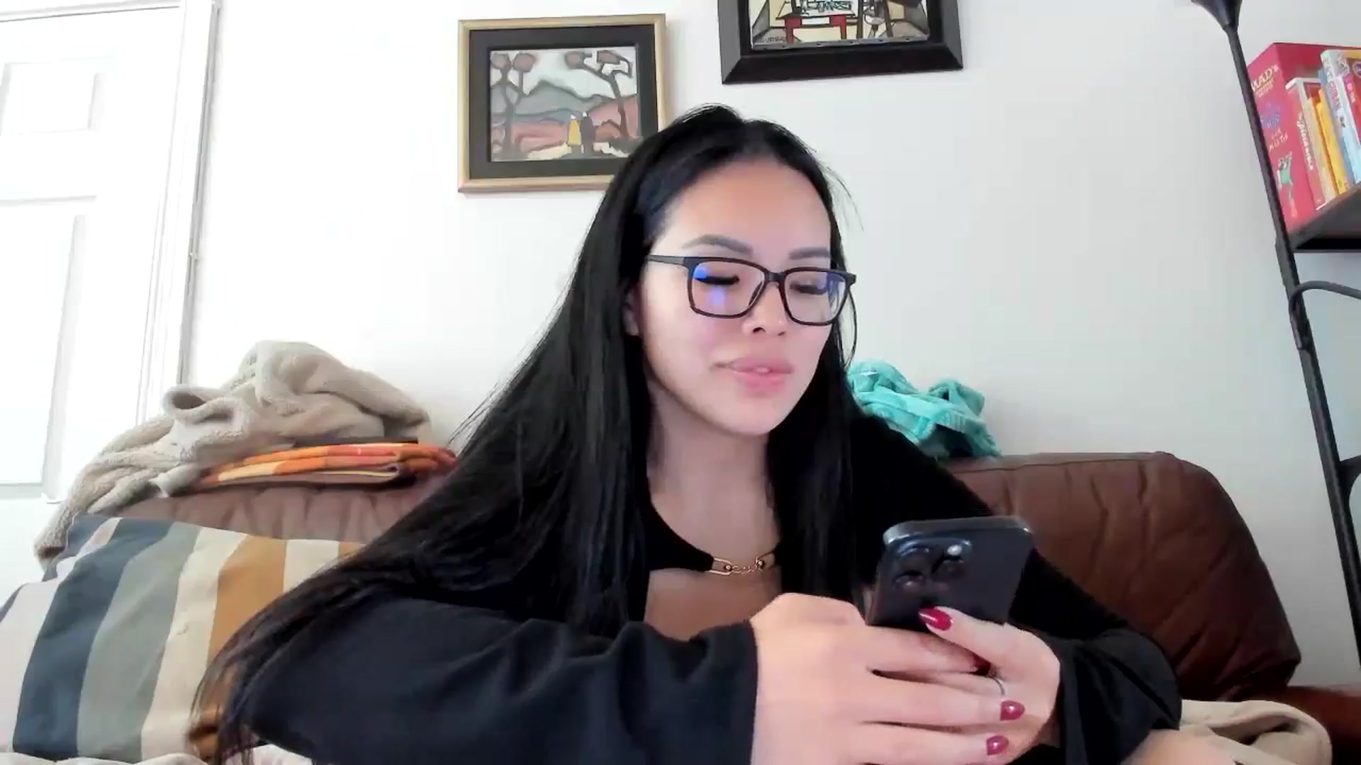 Gallery image thumbnail from DumplingHyuga's myfreecams stream on, 04/27/2025, 19:15 image 6 of 20