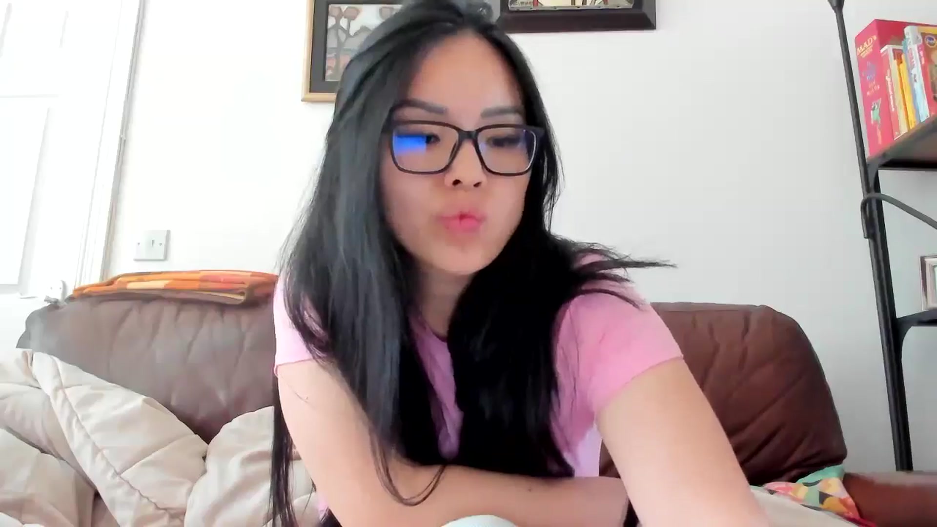 Gallery image thumbnail from DumplingHyuga's myfreecams stream on, 05/01/2025, 17:56 image 11 of 20